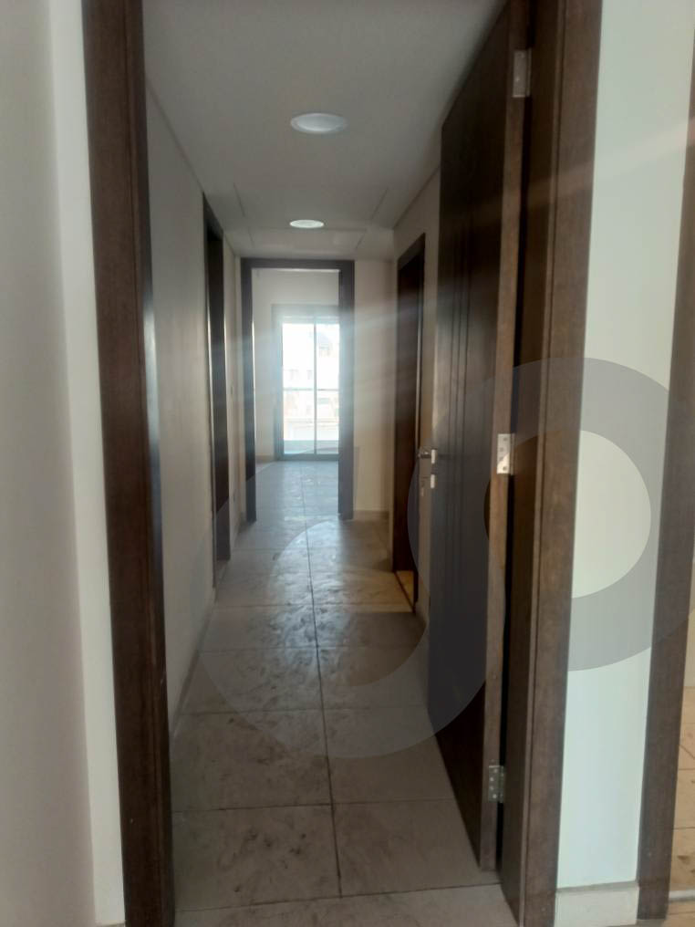 Brand New Luxury Building – High-End Apartment- Sodeco — الصورة 3