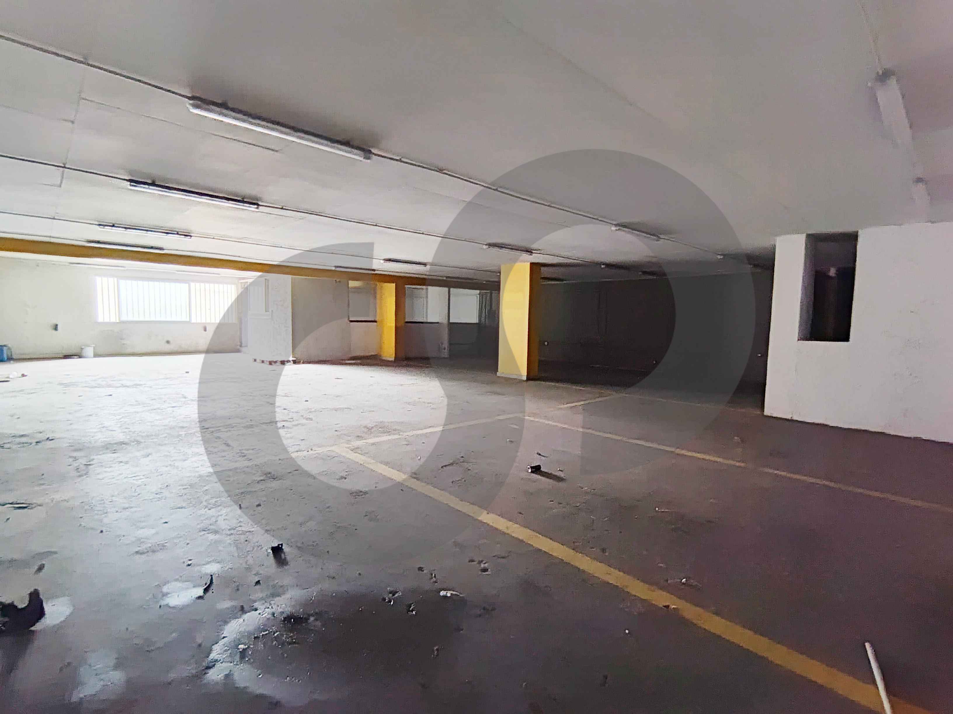 WAREHOUSE/Jeita, Keserouan/‎Easy access, zouk — الصورة 2