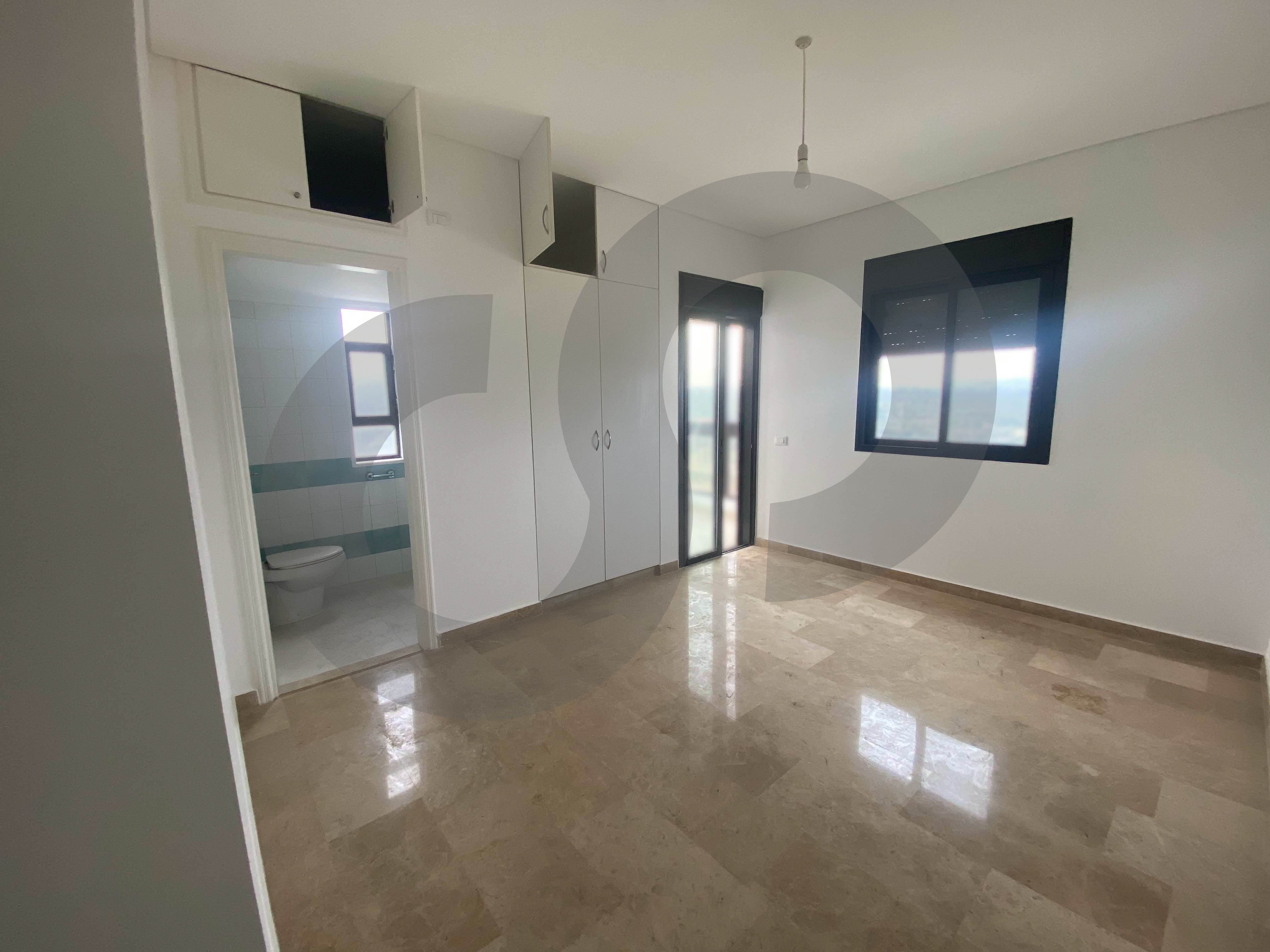 well-located just 1 min from the highway Zgharta — الصورة 2