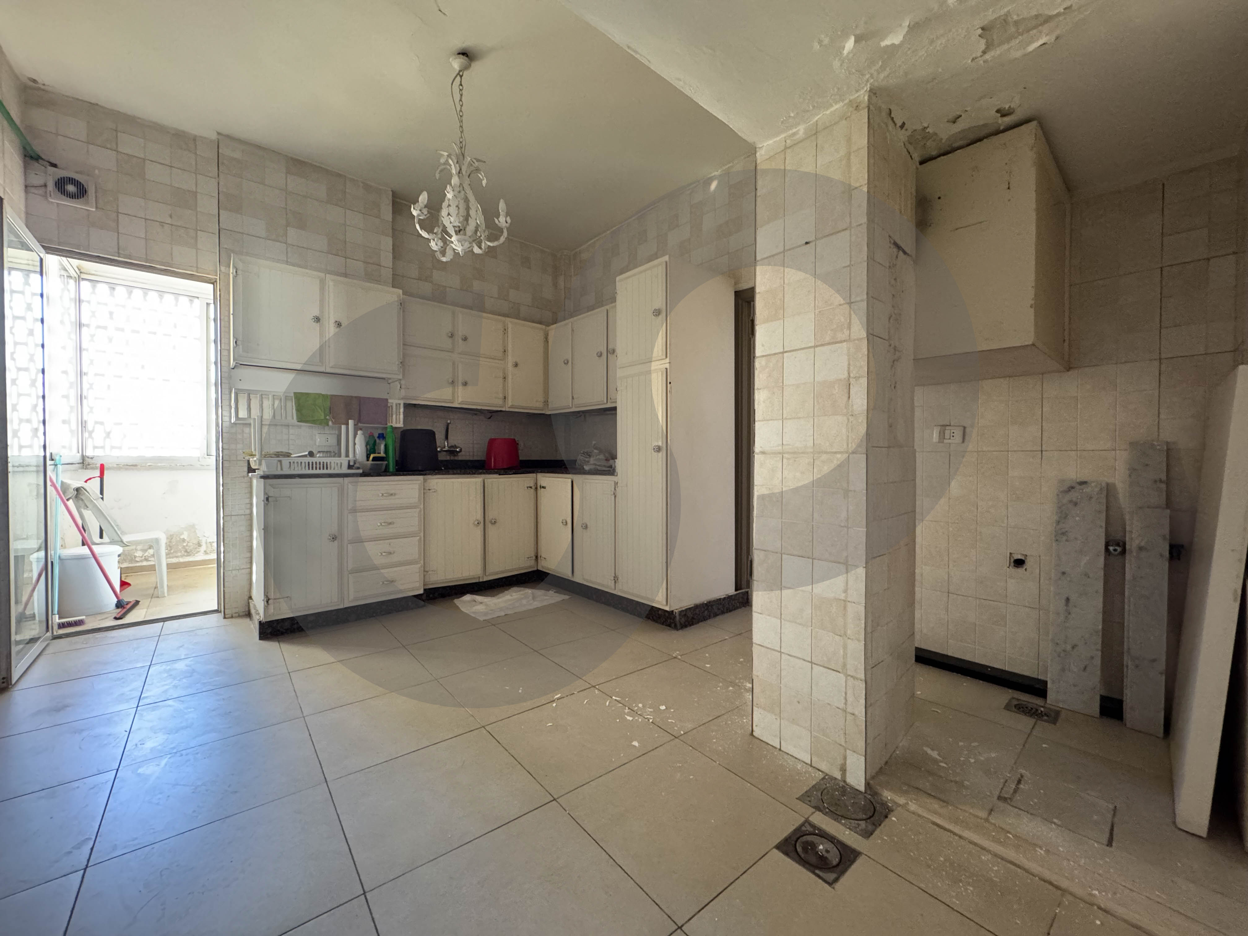 Prime Location / Hot Deal - Aicha Bakkar - Verdun #RM127415 — الصورة 2