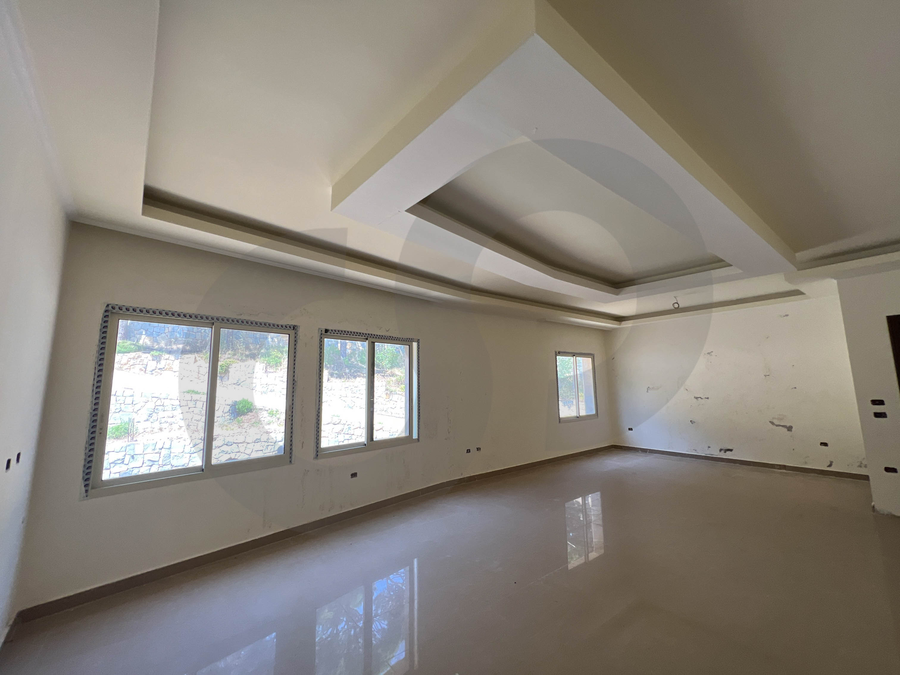 Luxurious Villa For sale in btekhnay-Hammana! — الصورة 3