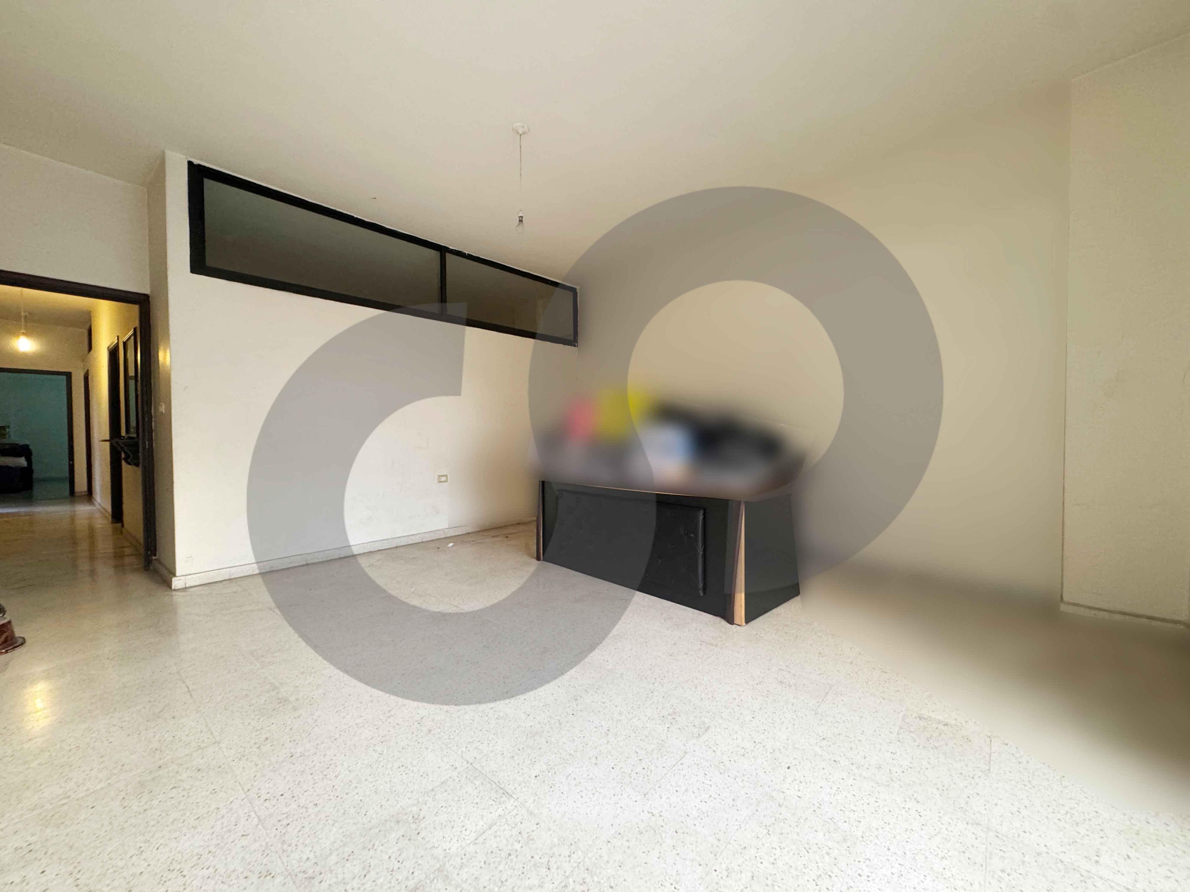 PRIME LOCATION/CHIYAH,BEIRUT / Walking Distance to Beirut Mall — الصورة 3