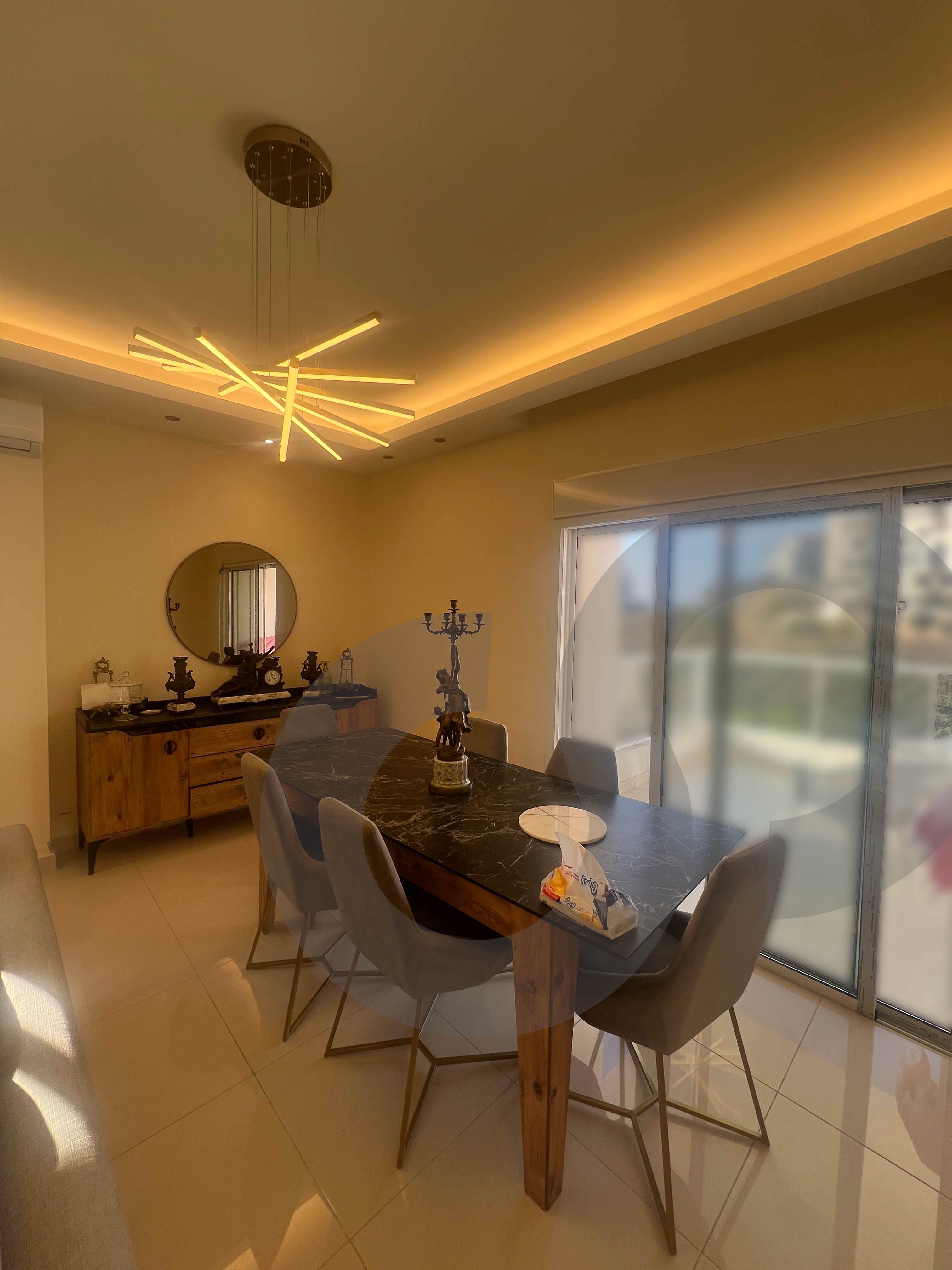 Decorated / Sea view - FURNISHED /BLAT — الصورة 2