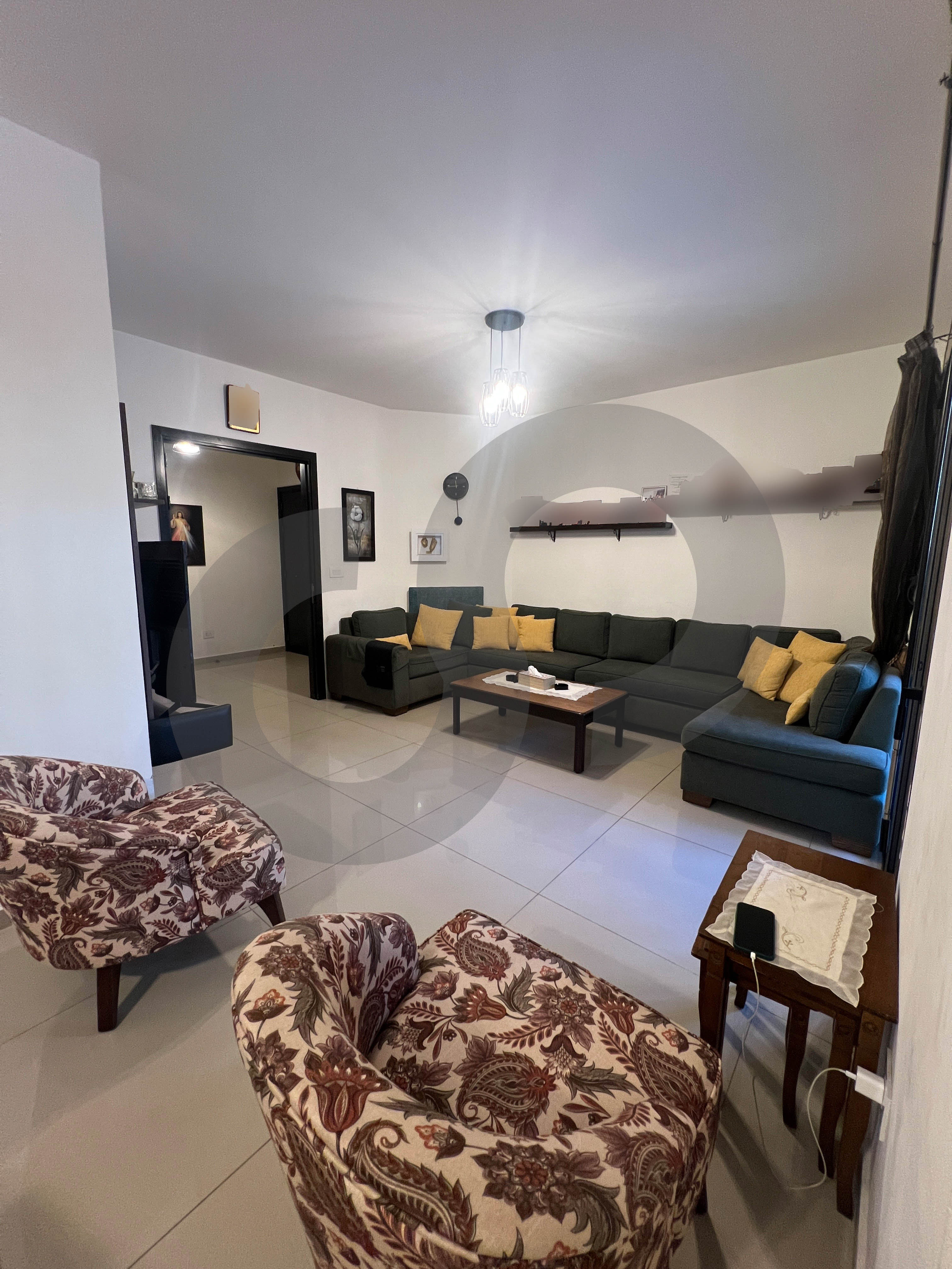 Spacious 60 sqm terrace 2 min away from the highway Halat — الصورة 3