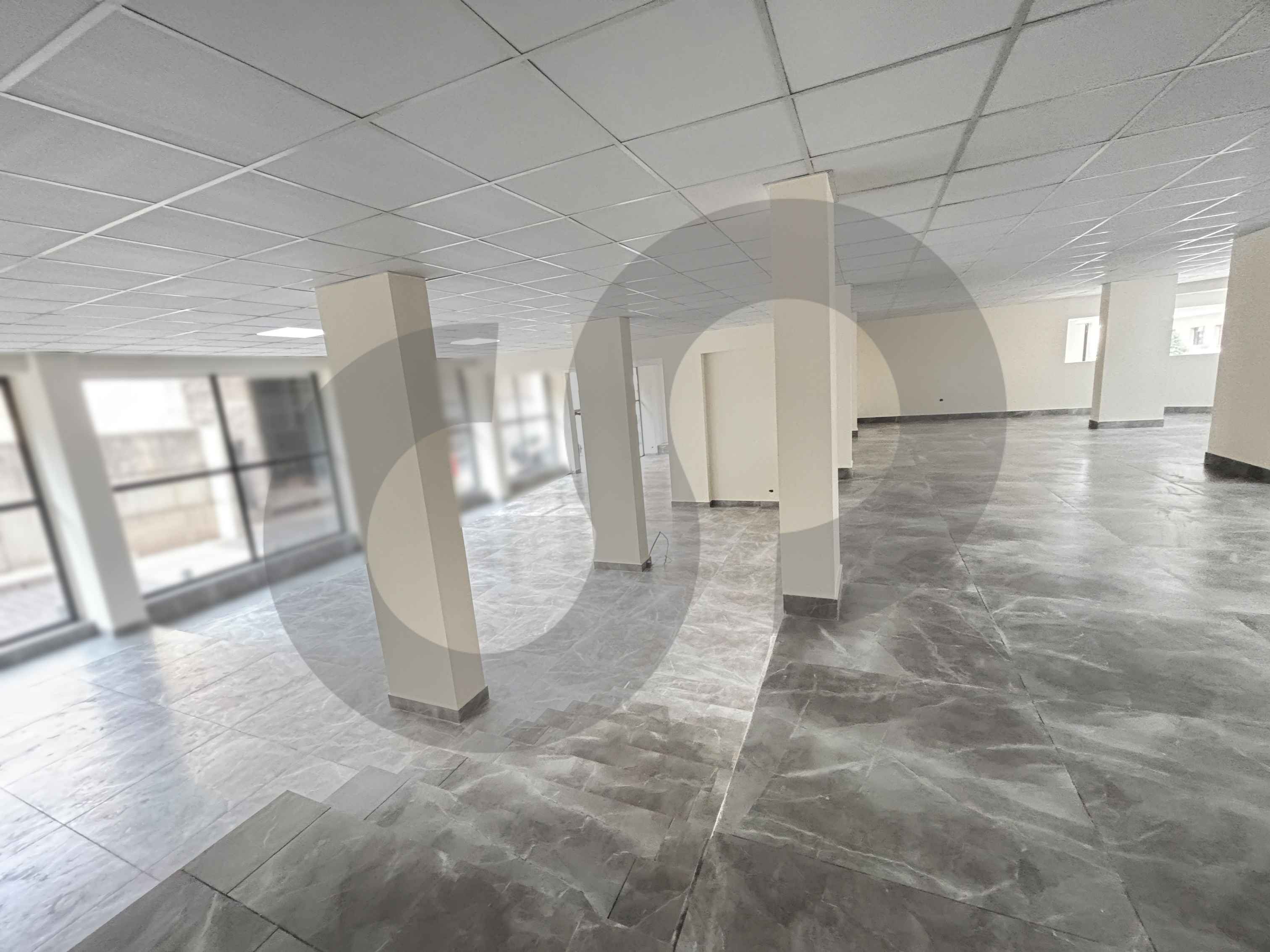 RENT - Commercial Space-Downtown, Beirut — الصورة 3