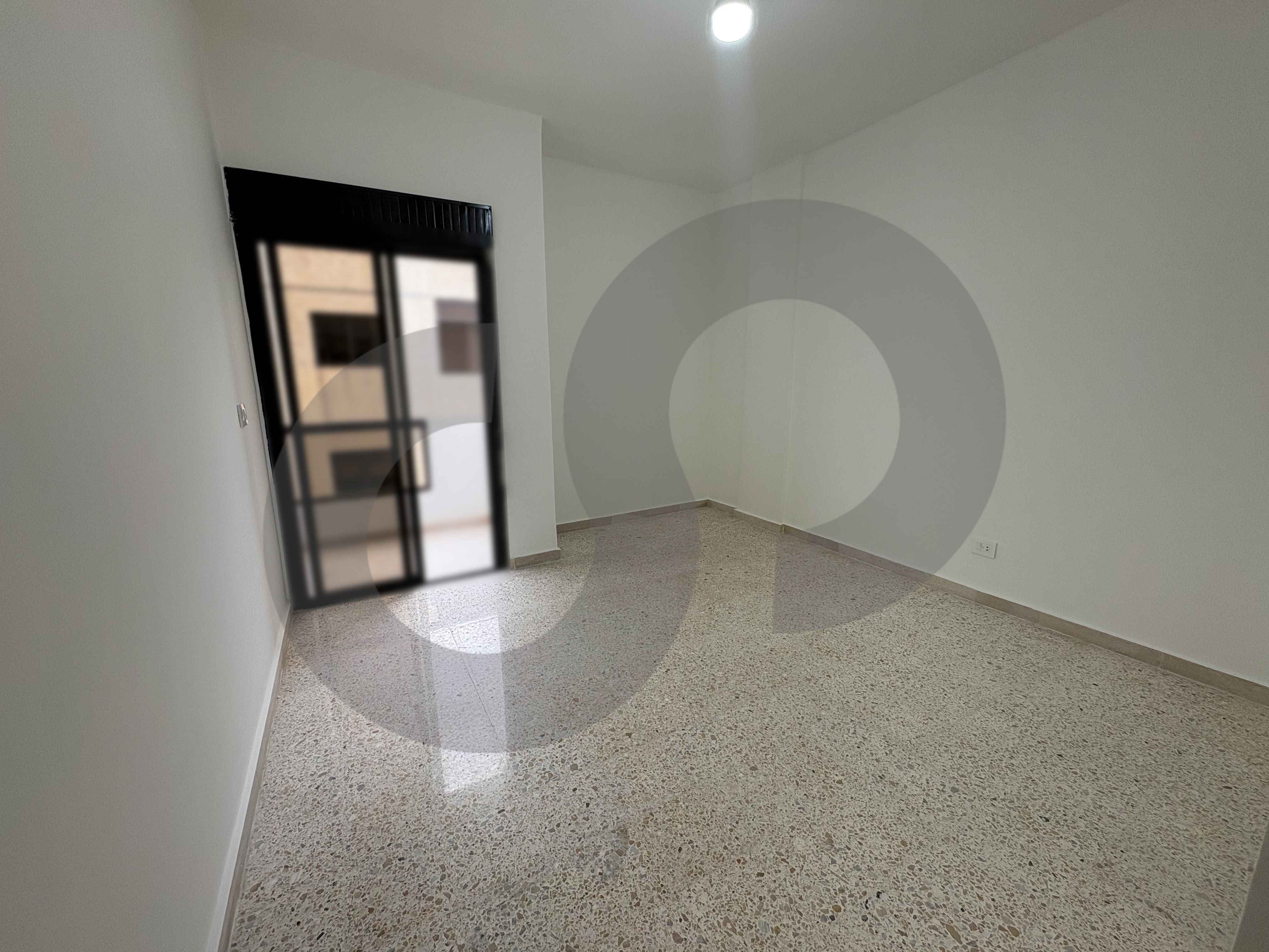 3 Balconies/3 Covered Parking spots/Zouk Mosbeh — الصورة 2
