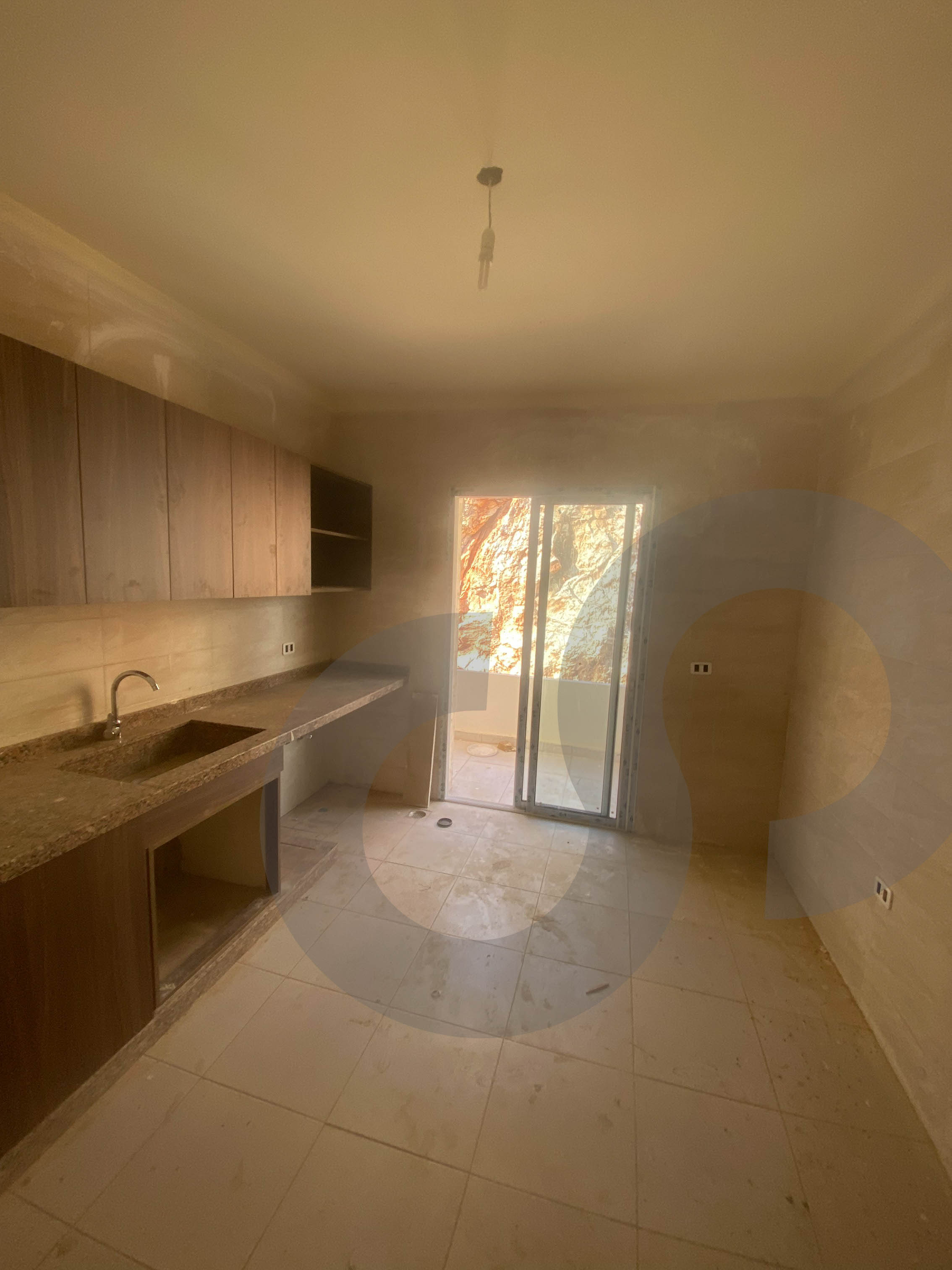unfurnished - 5 mins to zgharta- Karem Sadde — الصورة 2