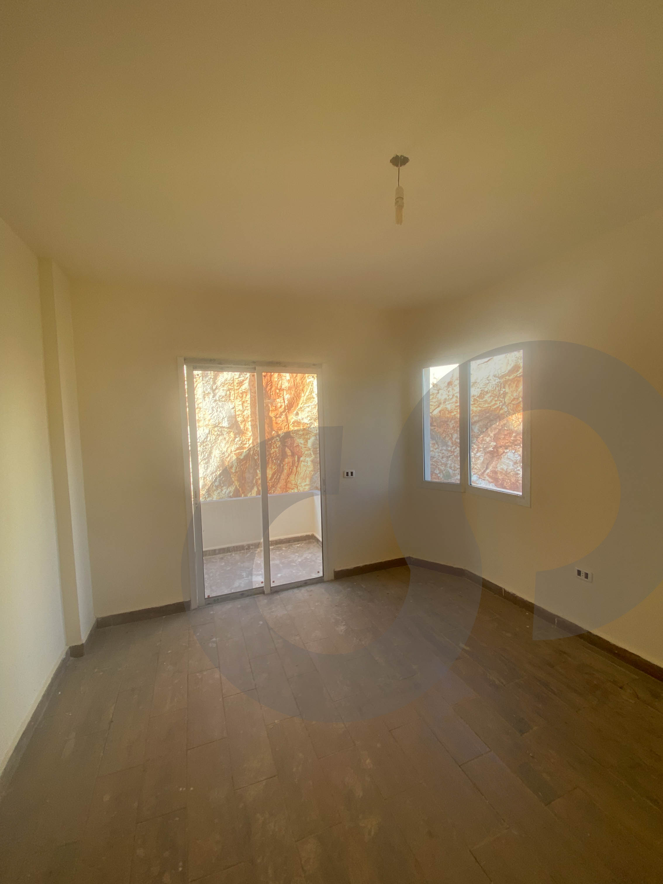 unfurnished - 5 mins to zgharta- Karem Sadde — الصورة 3