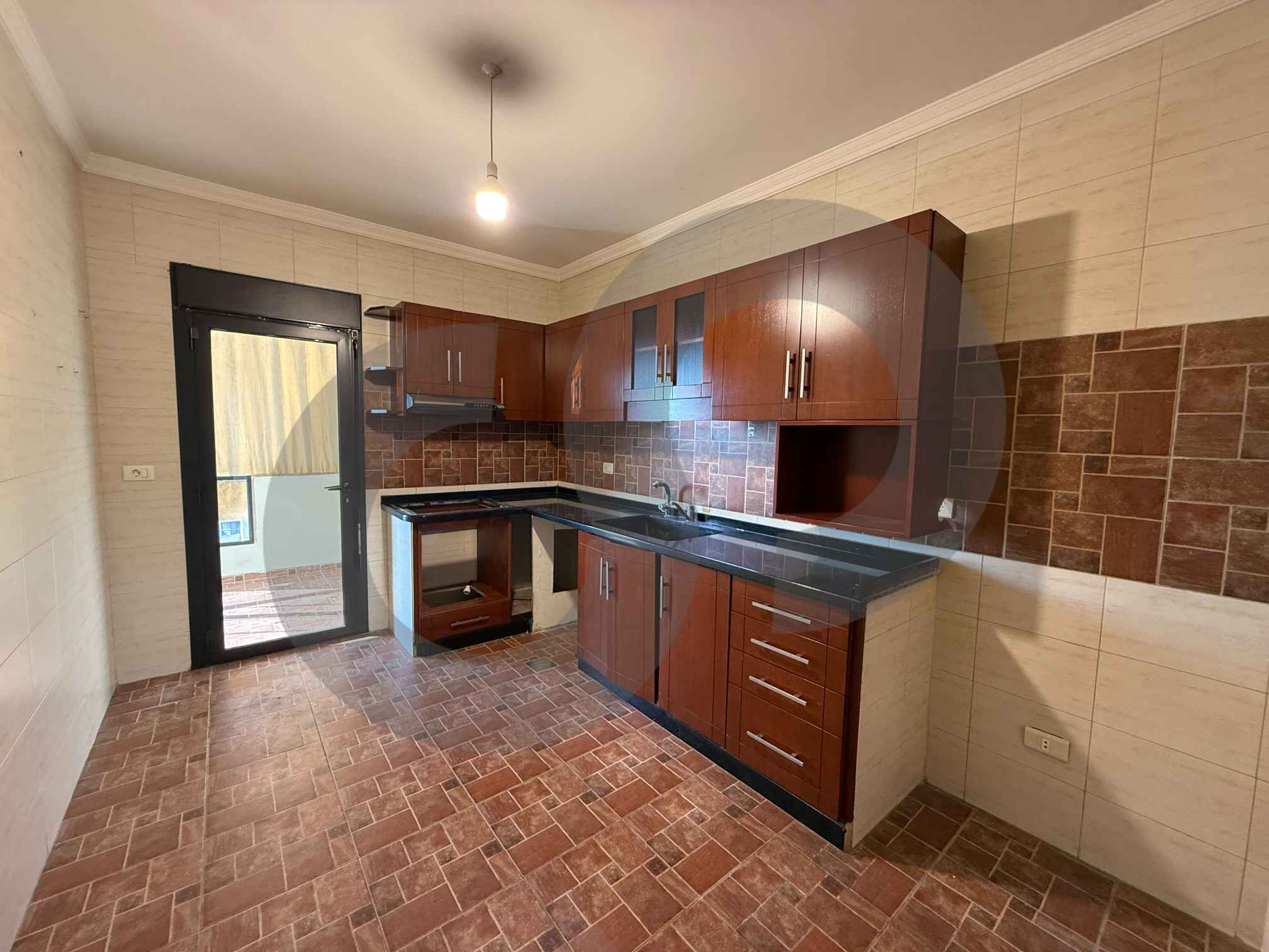 RENTAL DEAL/CALM NIGHBORHOOD, HIGH END FINISHING/AIN EL RIHANEH/KESEROUAN — photo 3