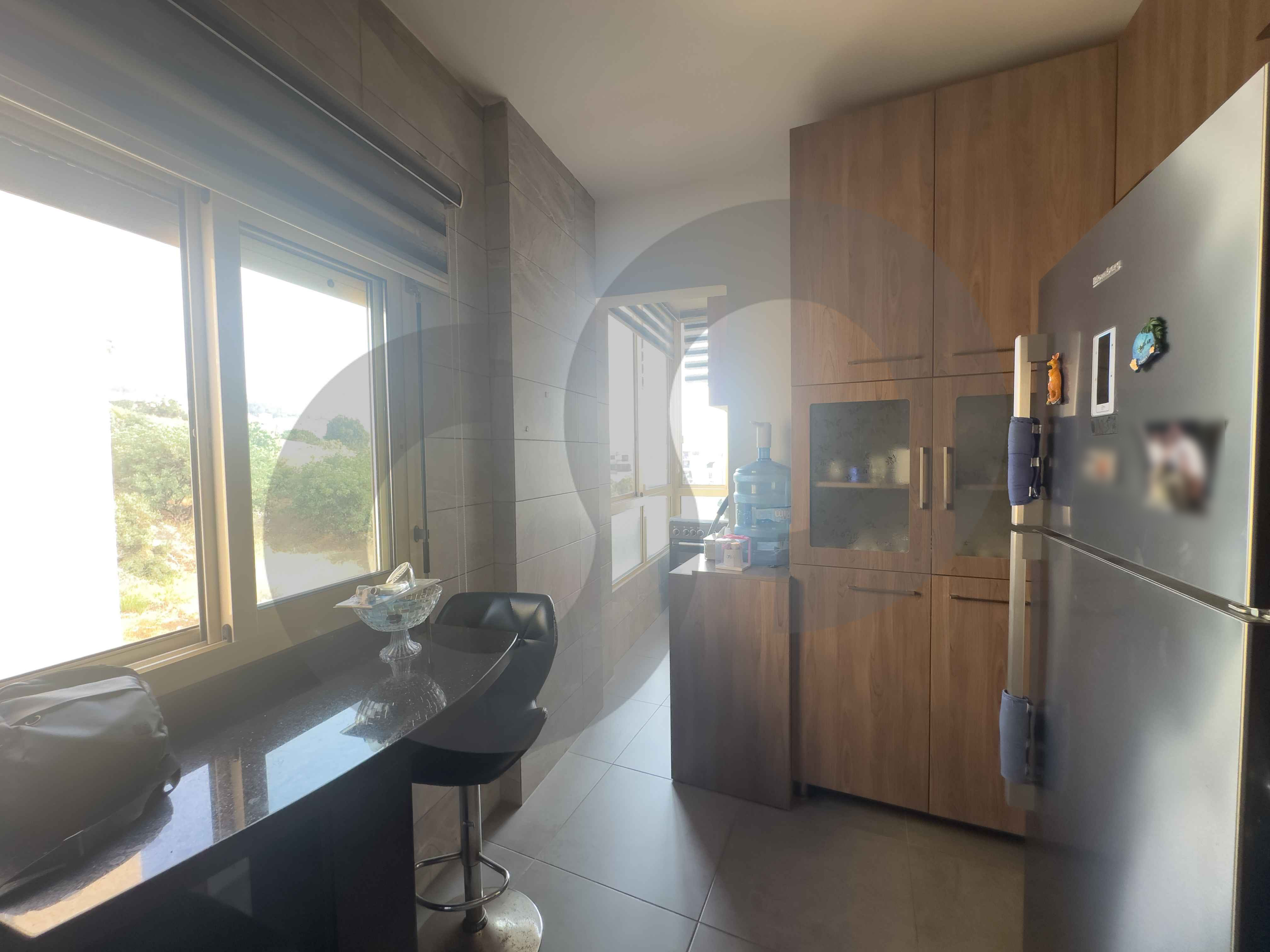 RENTAL DEAL/ Fully Furnished and Equipped/Sea View/Prime Location/BLAT,JBEIL — الصورة 3