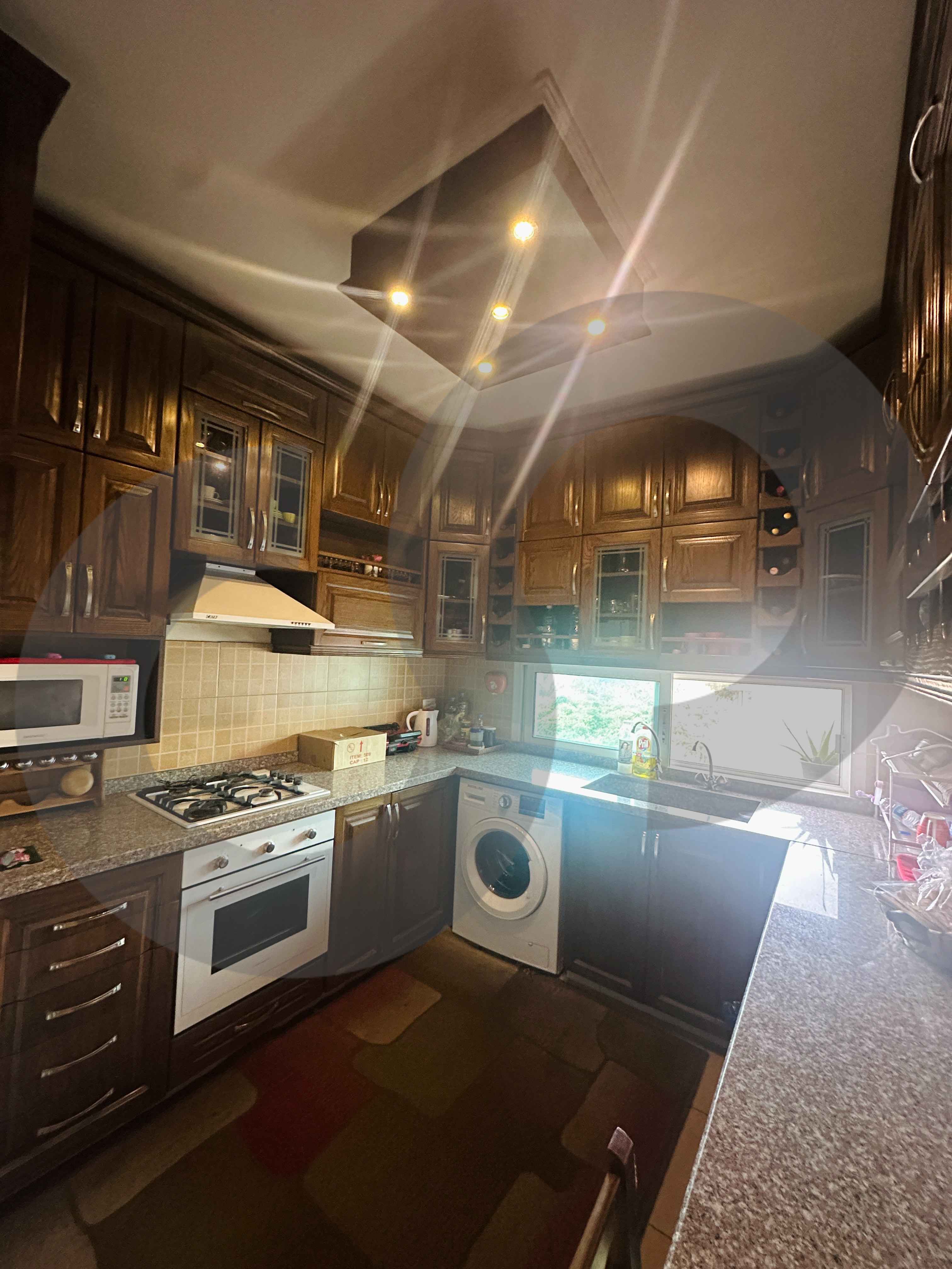 Close to all amenities -- Apartment for Sale – Jbeil ! — photo 2