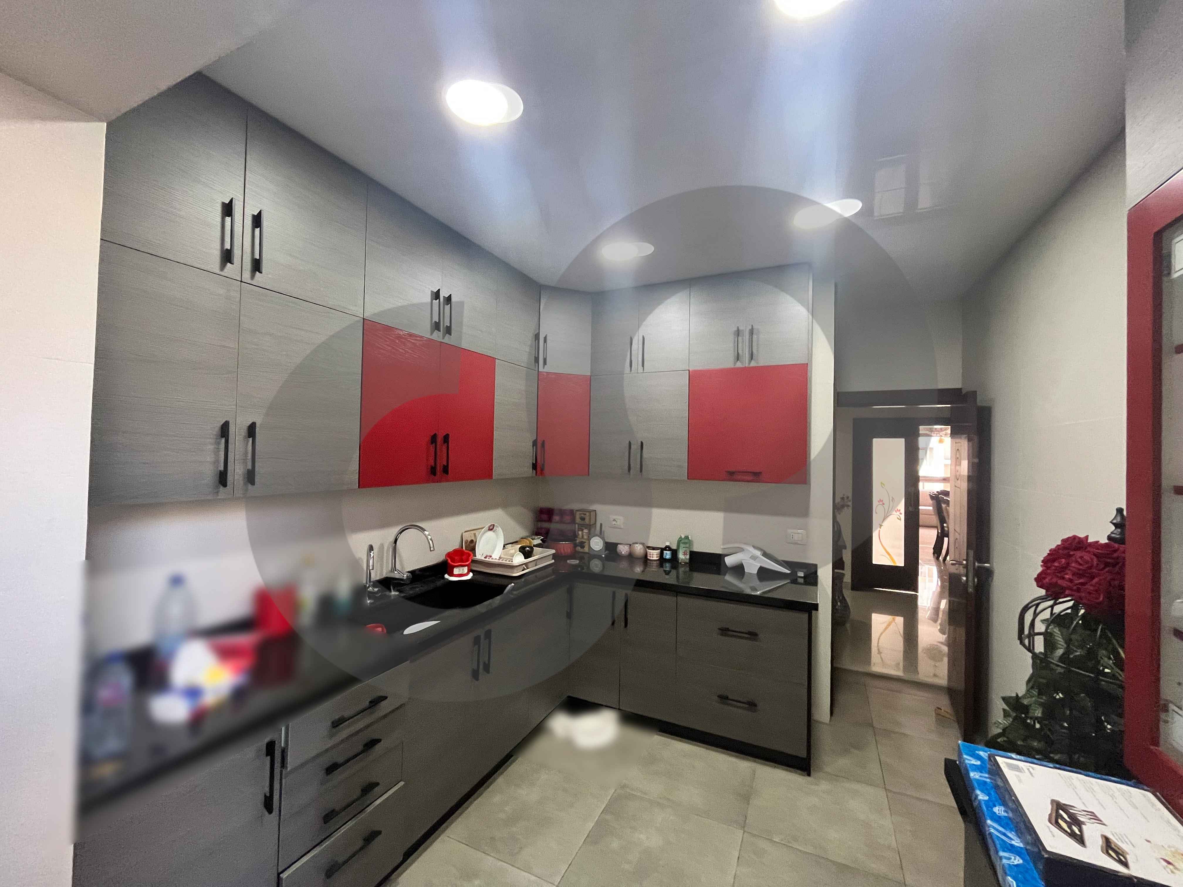 RENTAL DEAL/Fully Furnished/ well-maintained building/Hamra,BEIRUT/Labban Street — الصورة 3