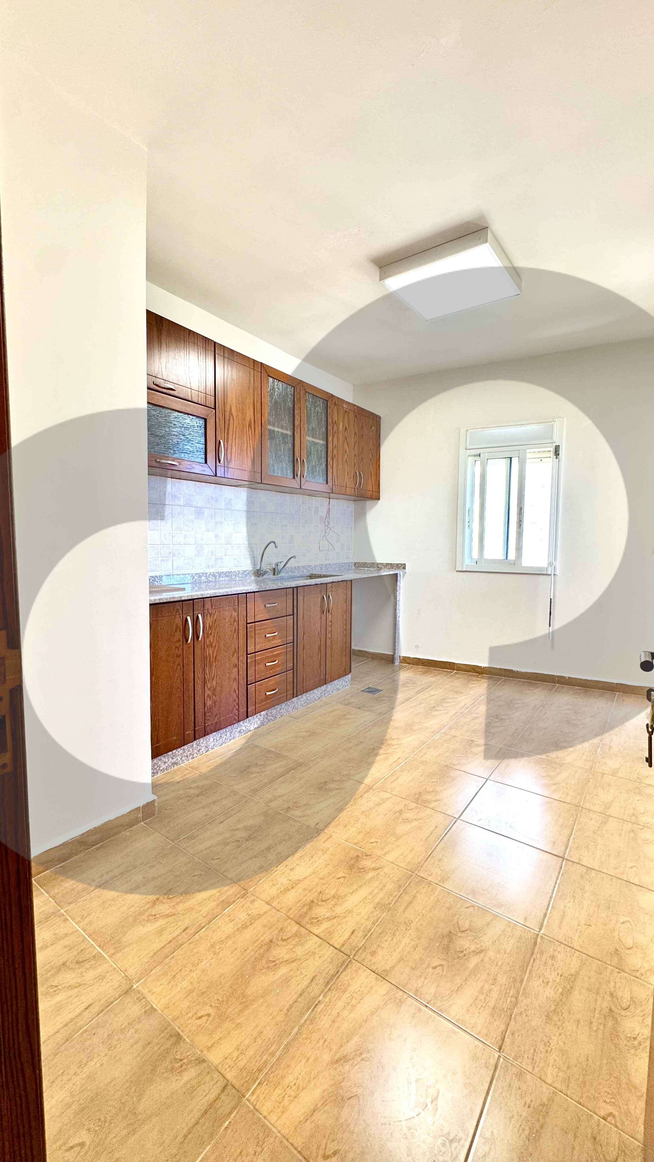 Peaceful place/ Family-friendly neighborhood/sea view/NEW FIDAR,JBEIL — الصورة 2