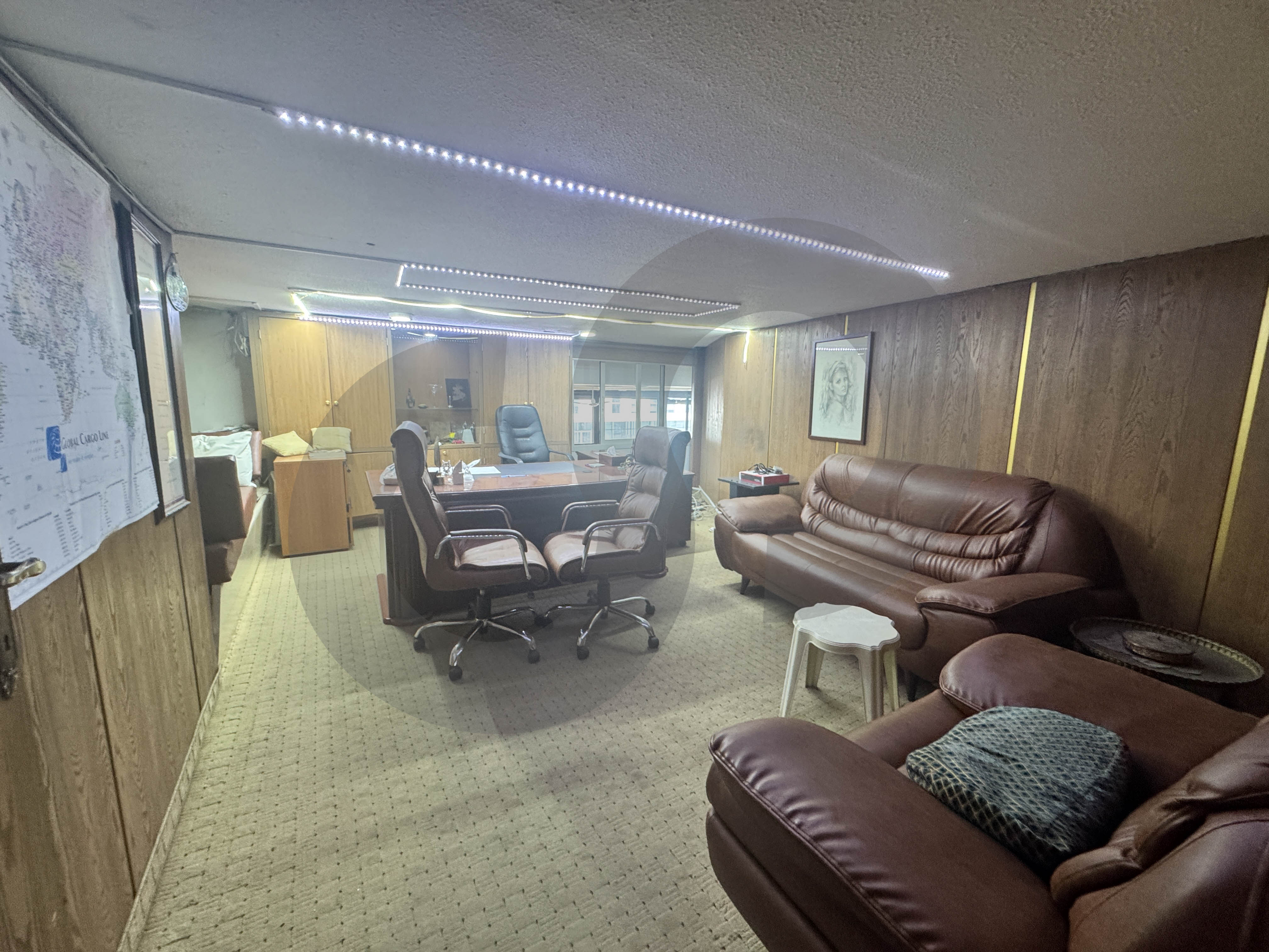 Showroom for sale in Hazmieh on the main road — photo 3