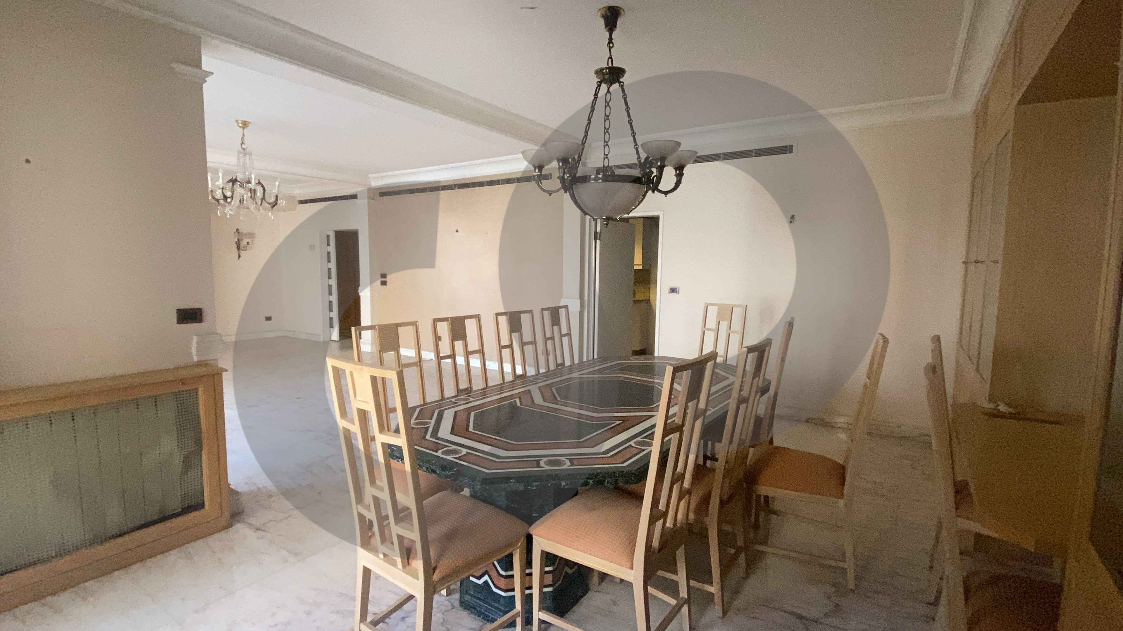 SPACIOUS RENTAL DEAL/PRIME LOCATION/Clemenceau,BEIRUT — الصورة 2