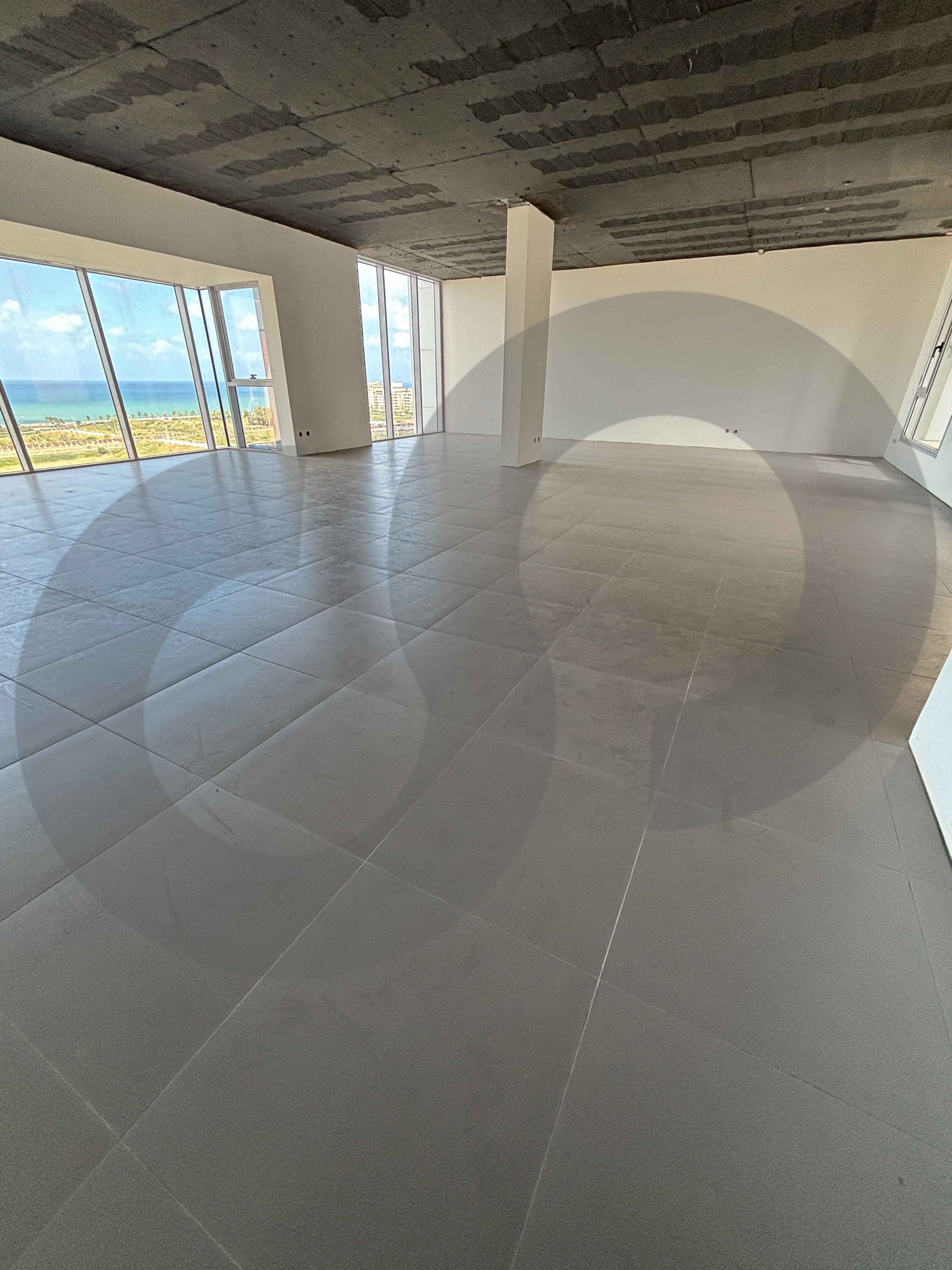 OFFICE/NACCACHE /PRIME LOCATION — الصورة 3