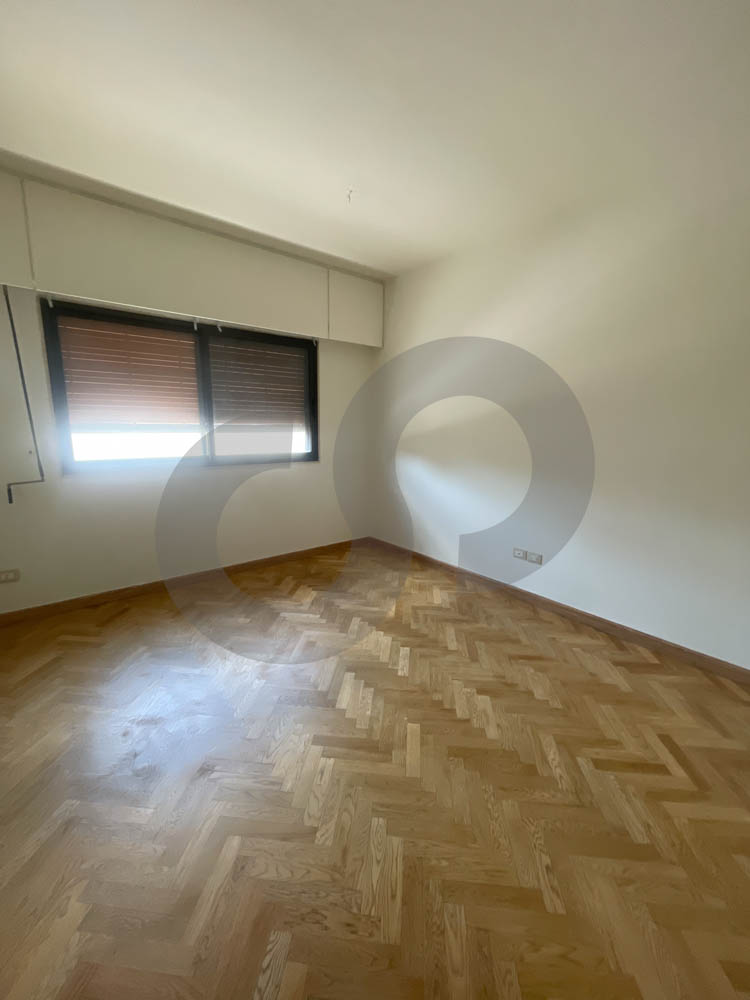 RENTAL/Prime AND convenient location/Sodeco,Beirut /REF#EN140101. — photo 3