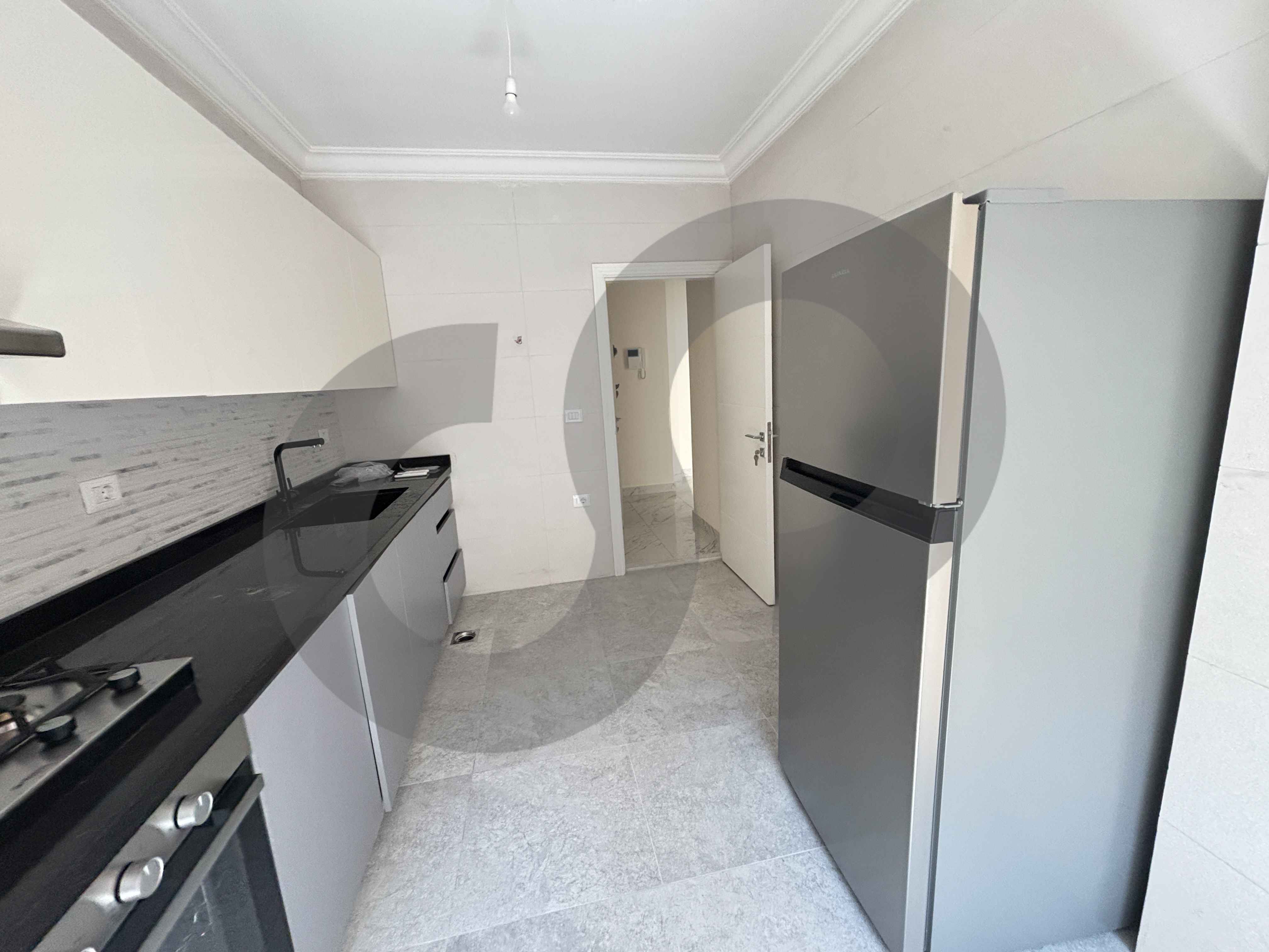Well-Maintained RENTAL APARTMENT/AIN AL MRAISE,BEIRUT — الصورة 2