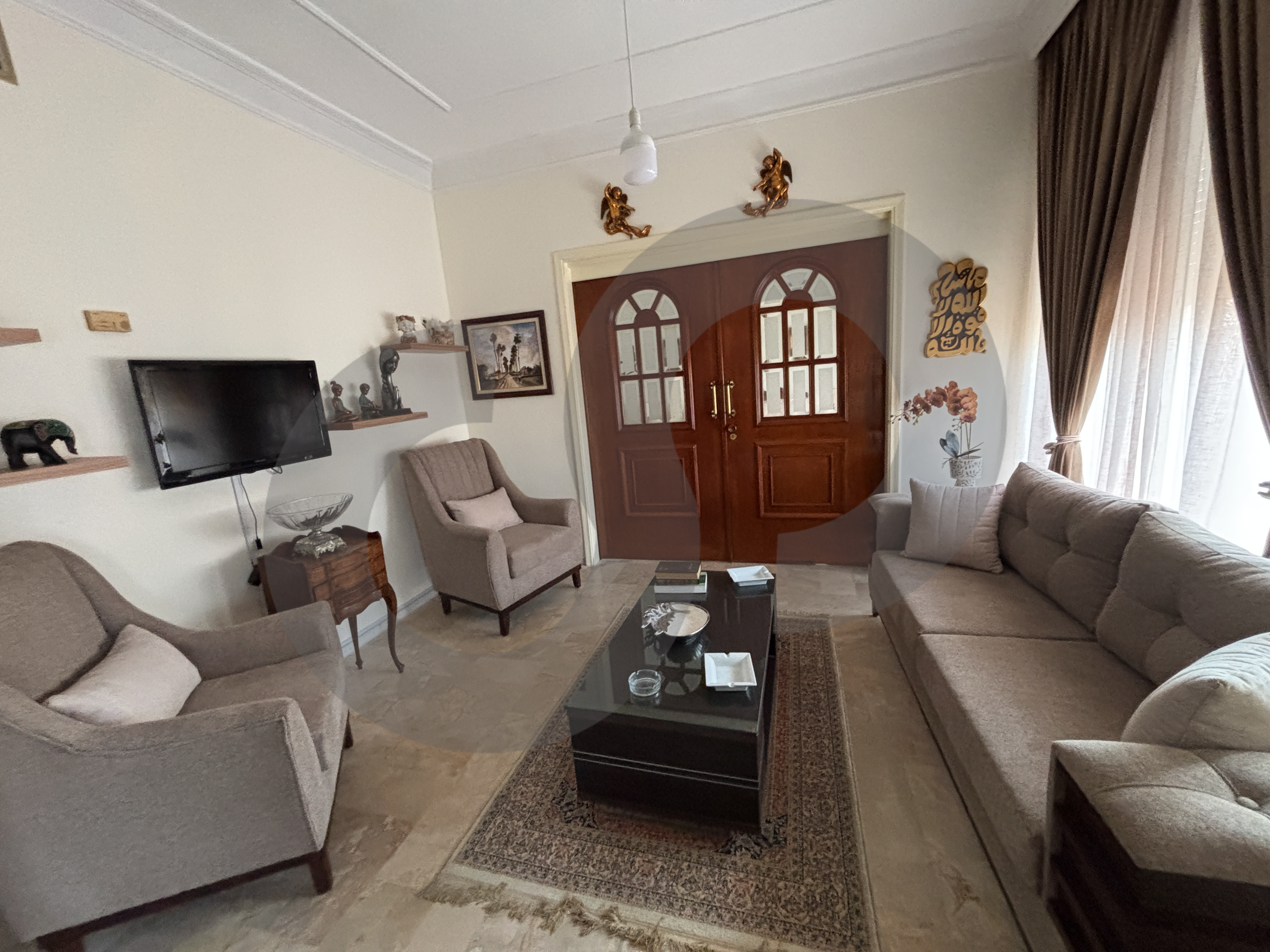 RENT/24/7 ELECTRICITY AND WATER/PRIME LOCATION/Corniche Mazraa,BEIRUT — الصورة 2