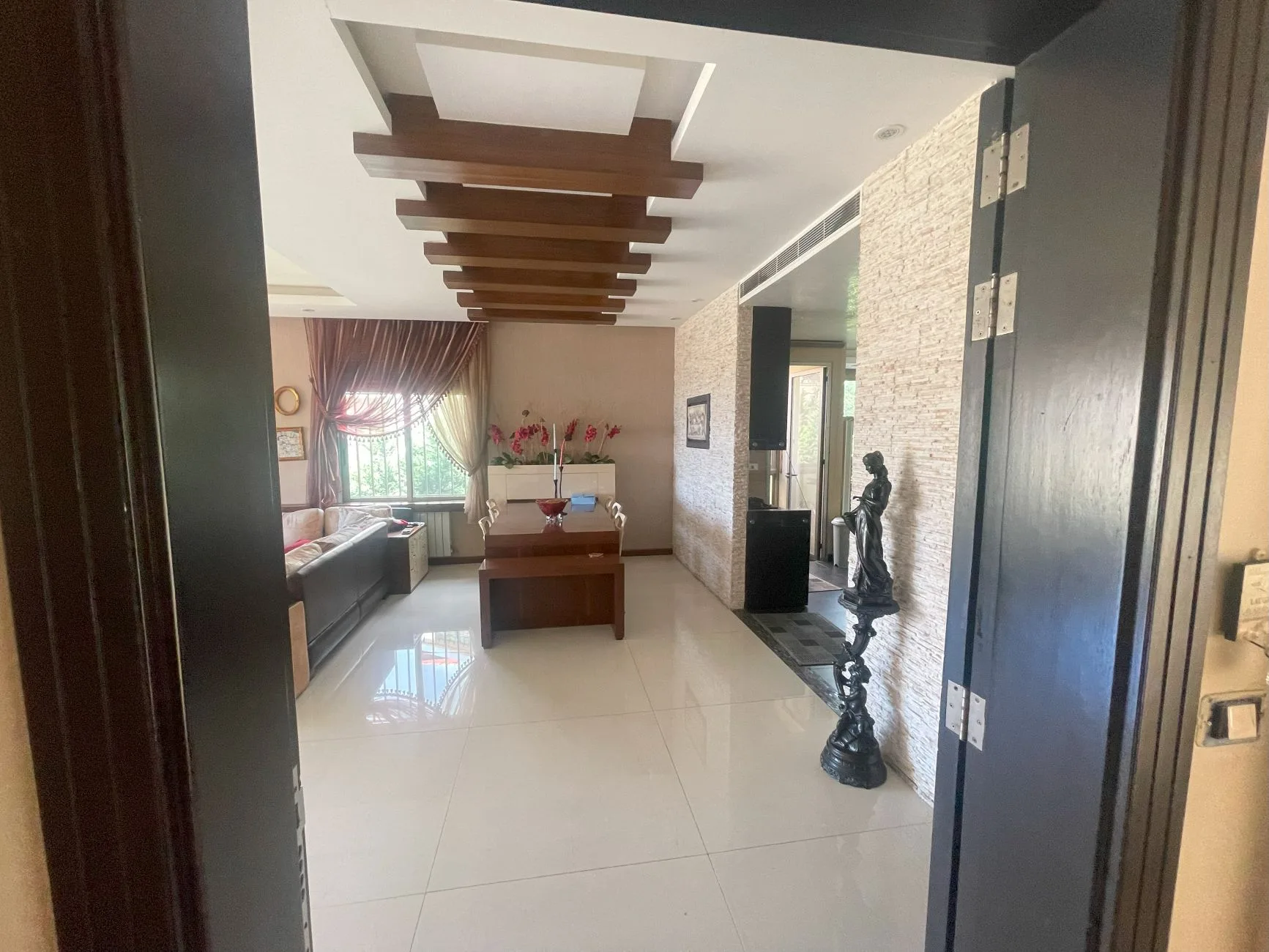 Furnished Duplex Apartment for Sale in Ghazir — الصورة 2