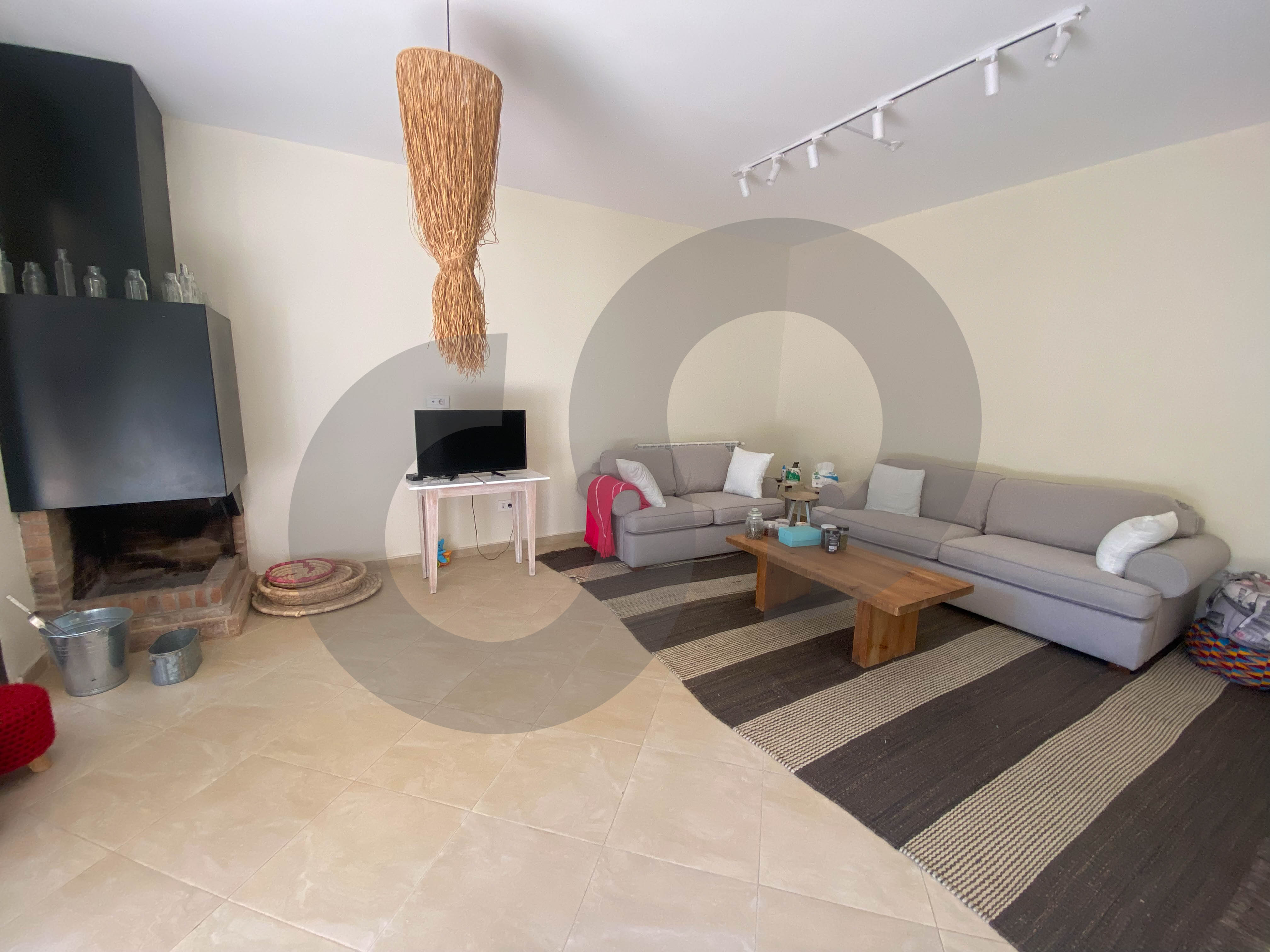 Discover this beautiful fully furnished and equipped villa for sale in Ehden — الصورة 3