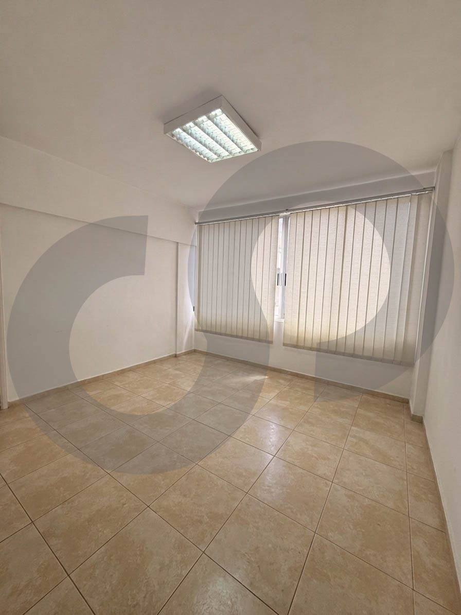 PRIME LOCATION, OFFICE FOR RENT, ZALKA-METN — الصورة 3