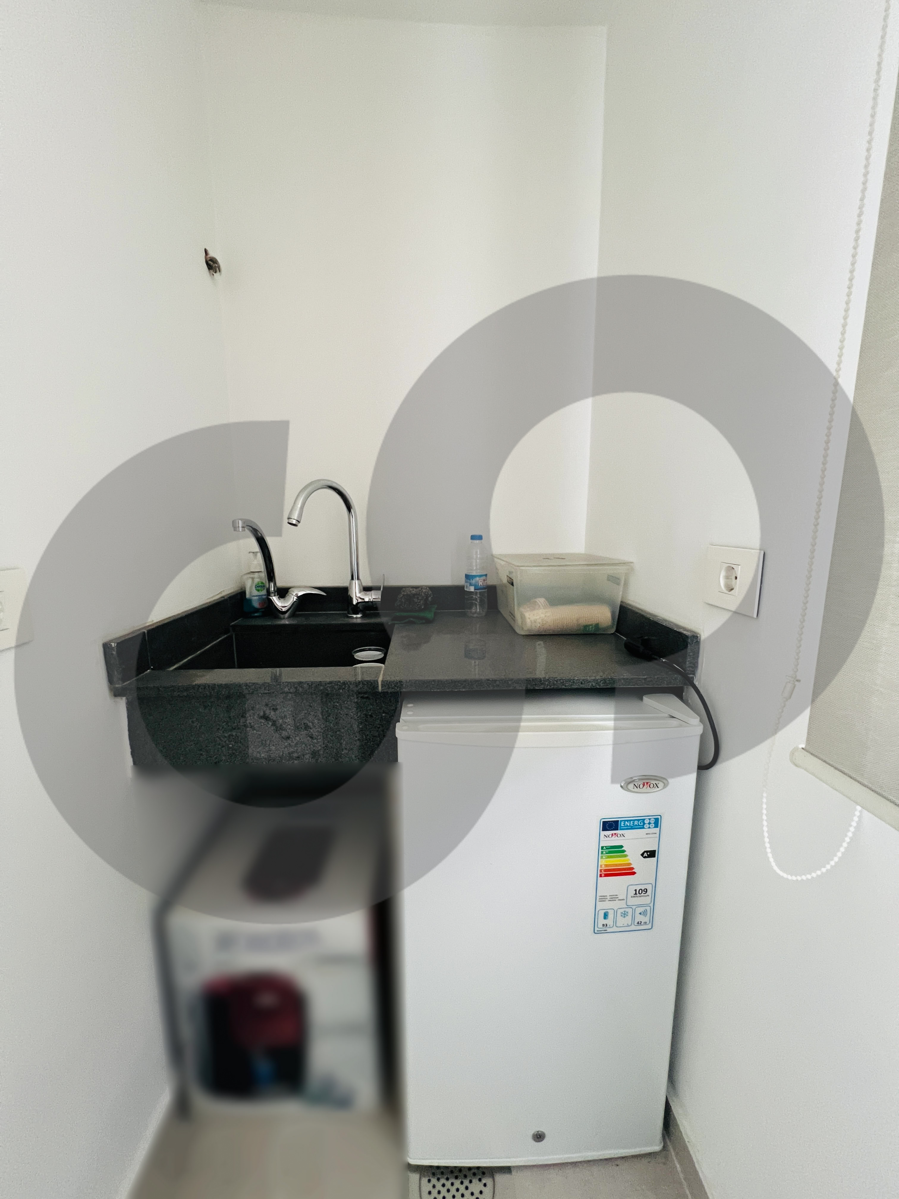 OFFICE/ well-maintained/ADMA,KESEROUAN /excellent visibility — الصورة 3