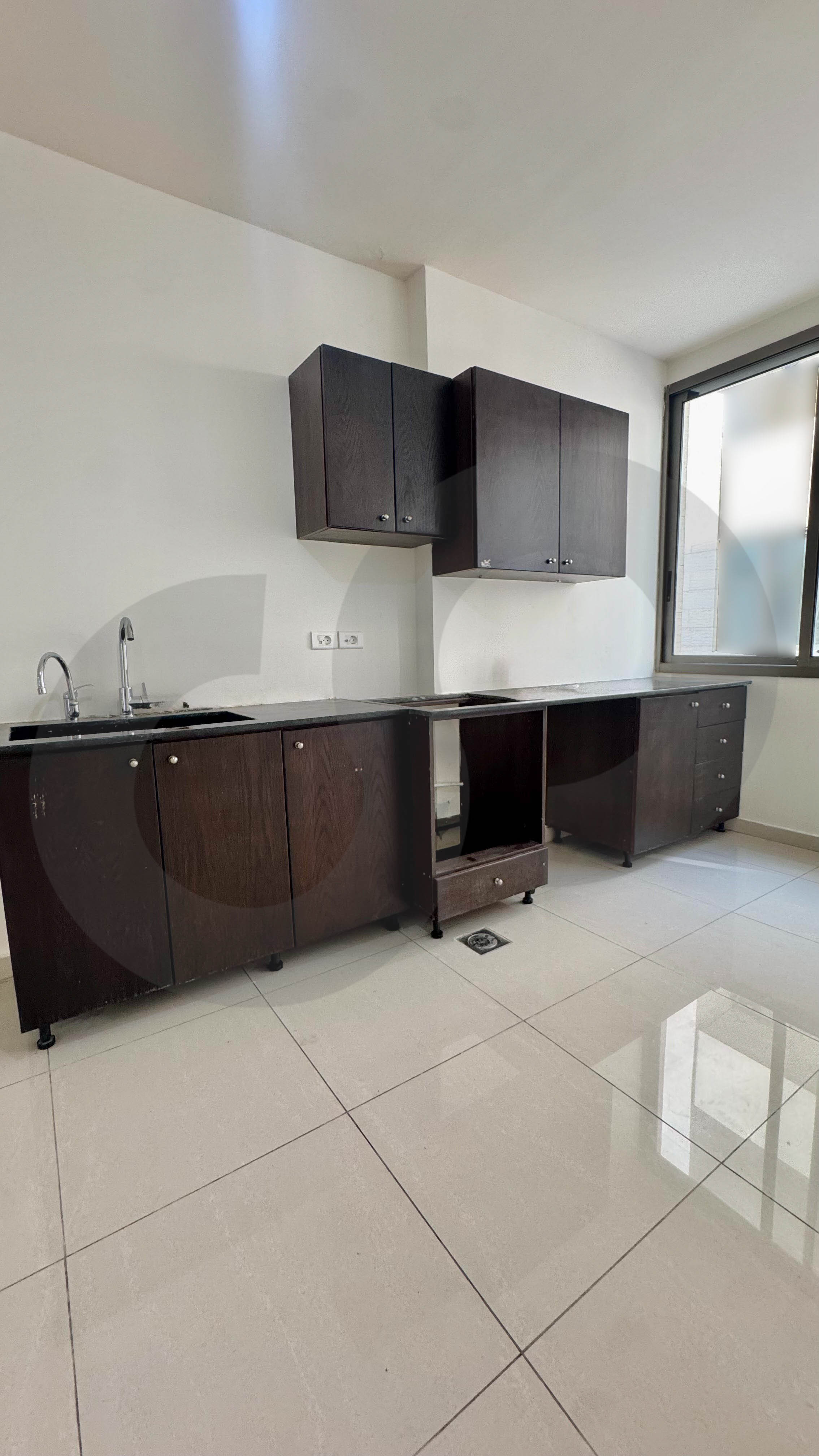 Rental/pool access/Gated community/TABARJA-KESEROUAN — الصورة 2