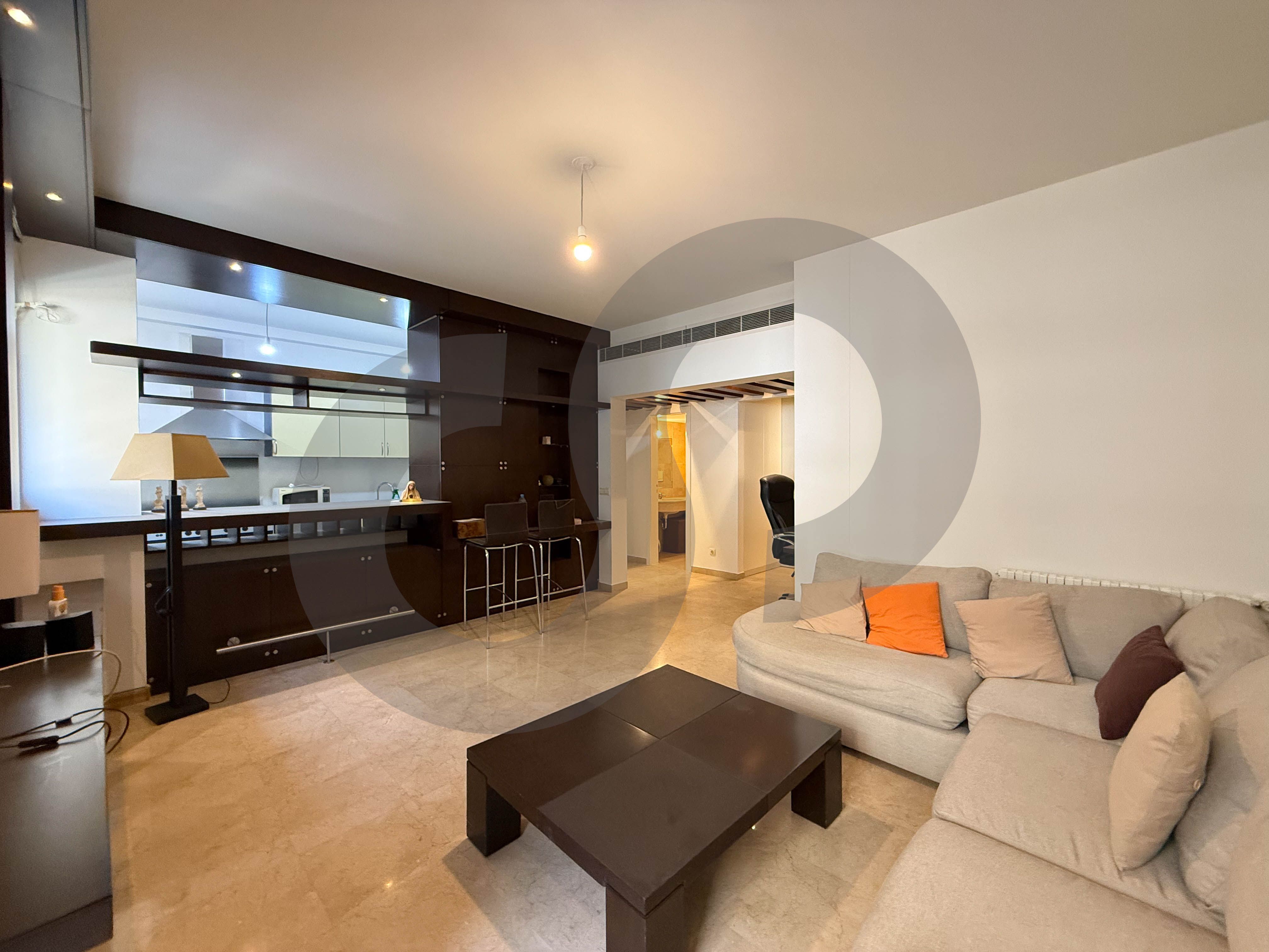 At Saint George Towers in Achrafieh/gated community — الصورة 2