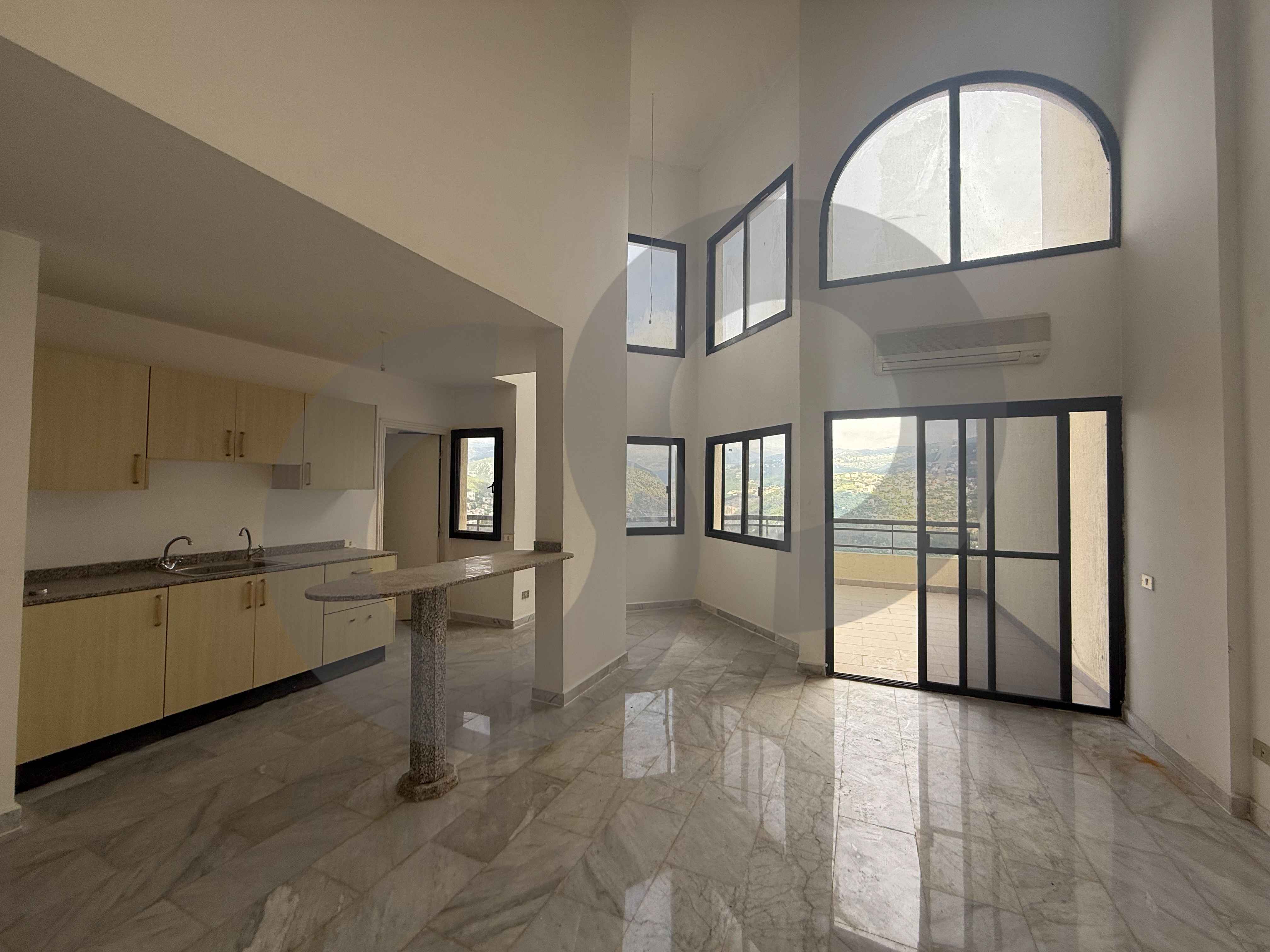 Driver's Room/Maid’s Room/terrace/Ajaltoun — الصورة 2