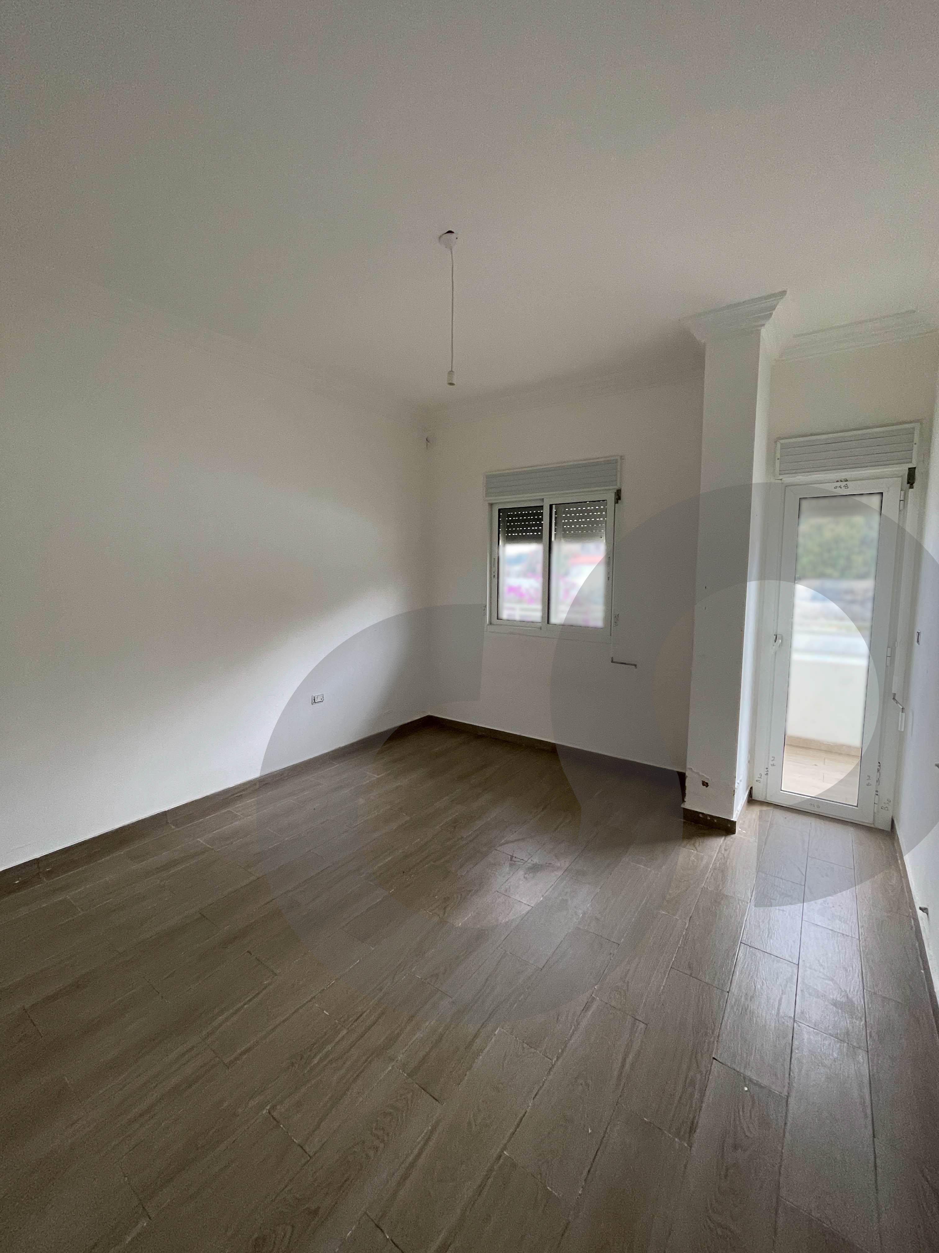 Brand New 250 sqm Duplex in Hboub with Terrace — الصورة 3