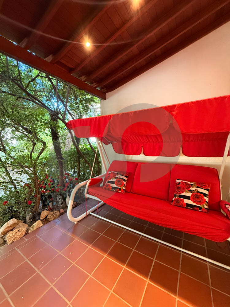 prestigious/ fully furnished chalet/relaxing getaway/kaslik,keserouan — الصورة 3