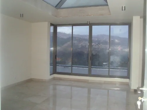 Duplex Apartment for Sale in Rabieh — الصورة 3