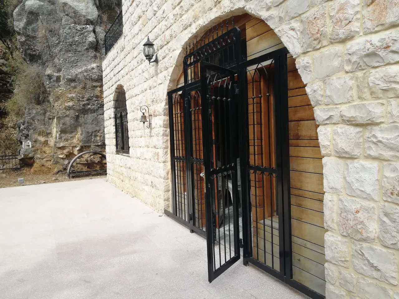 Traditional House For Sale In Beit Chabeb — الصورة 3