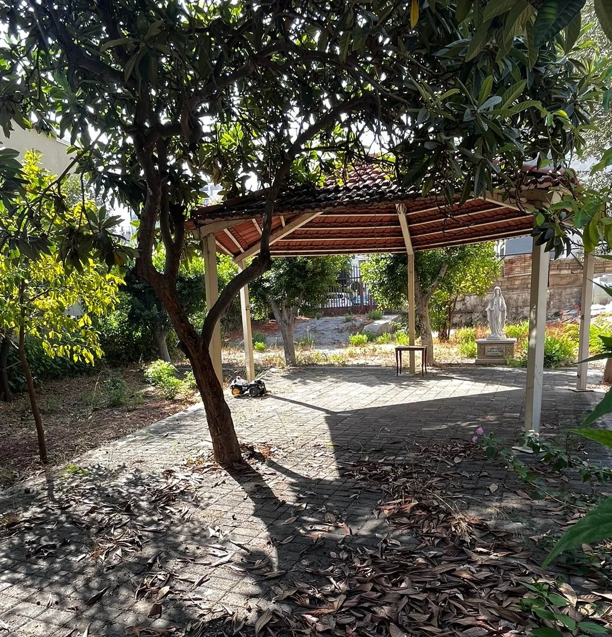 Land & House for Sale in Sin El Fil — الصورة 3