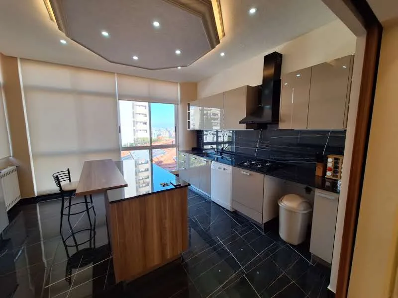 Furnished Apartment For Sale Or Rent In Sin El Fil — الصورة 4