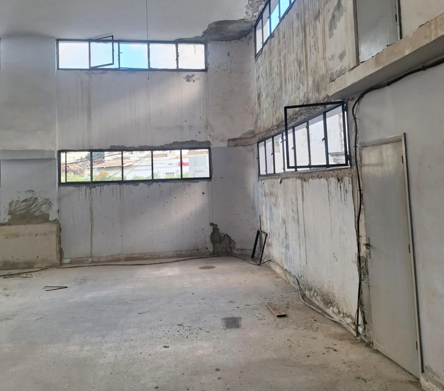 Warehouse for Rent – 400 sqm in Mkalles — photo 2