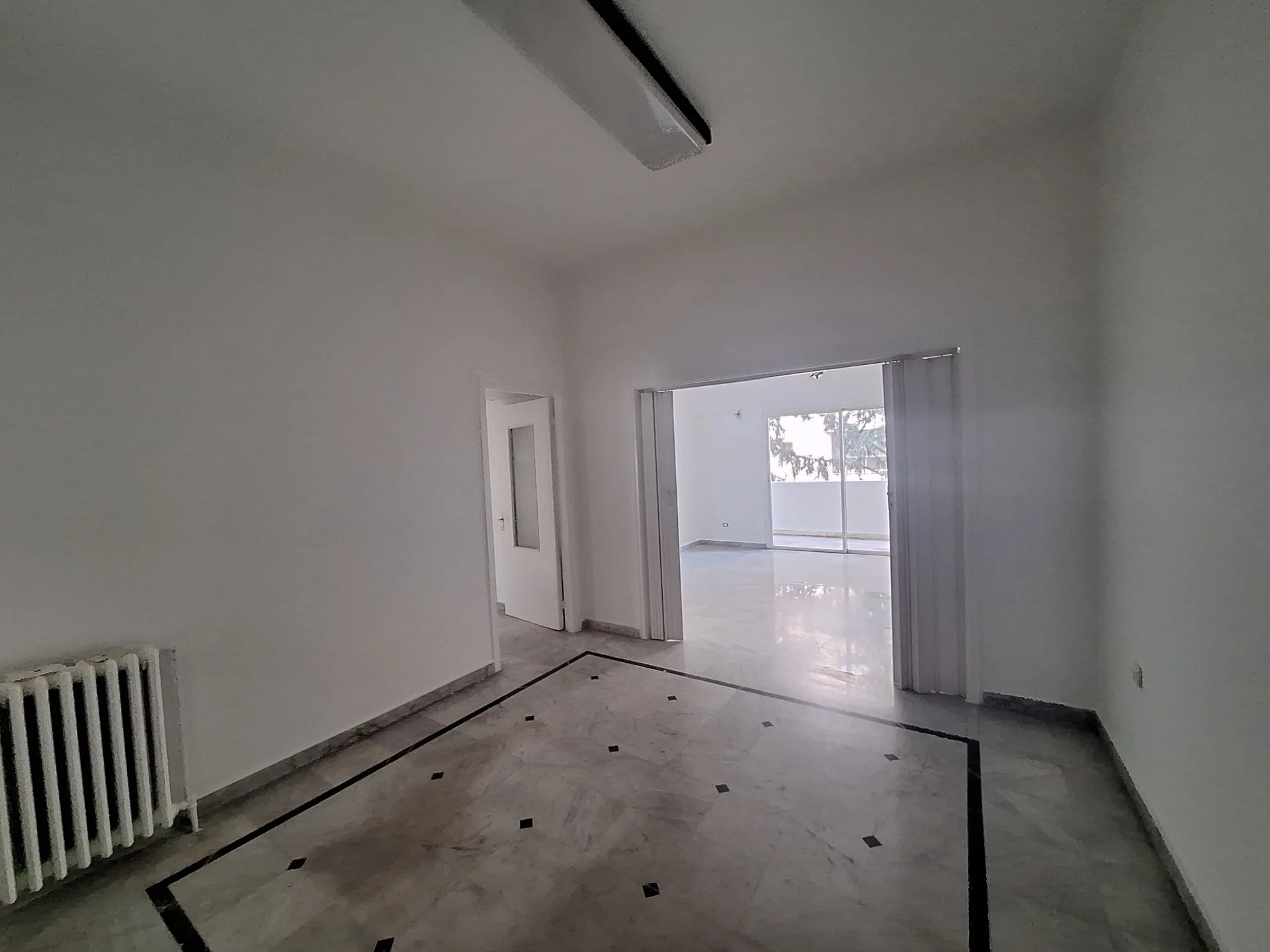 Spacious Office for Rent in Sin El Fil — الصورة 3