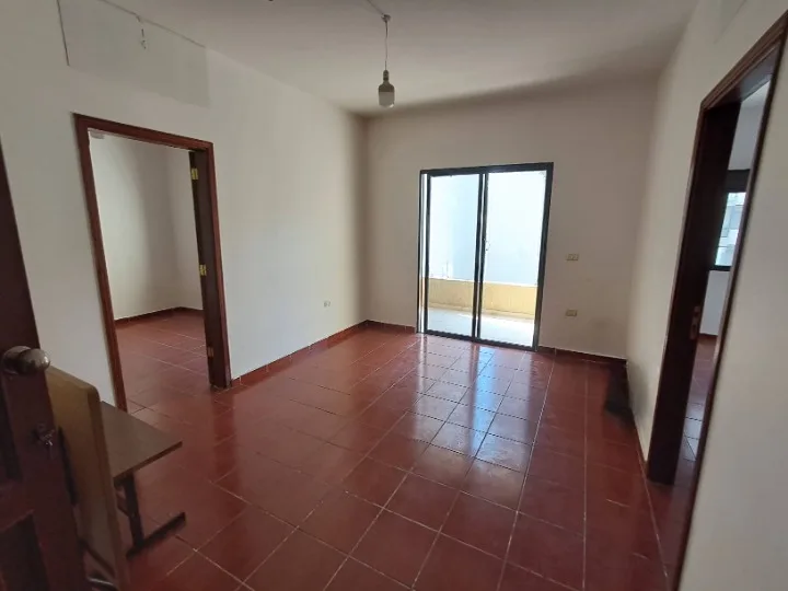 Office for Rent in Jdeideh — الصورة 3