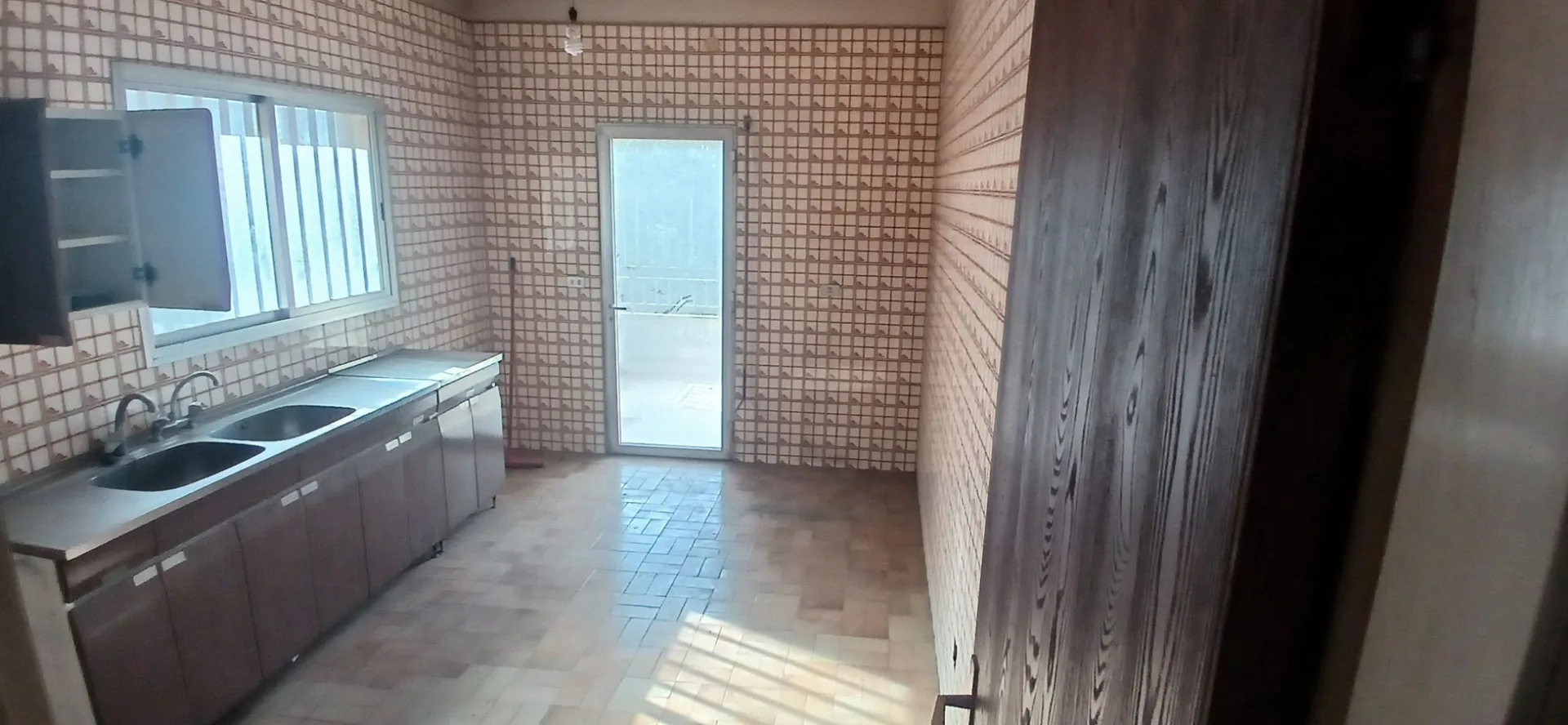 Apartment for Sale in Jal El Dib — الصورة 4