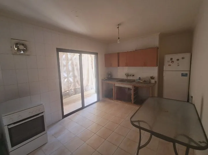 Apartment for Sale in Mazraat Yachouh — الصورة 4