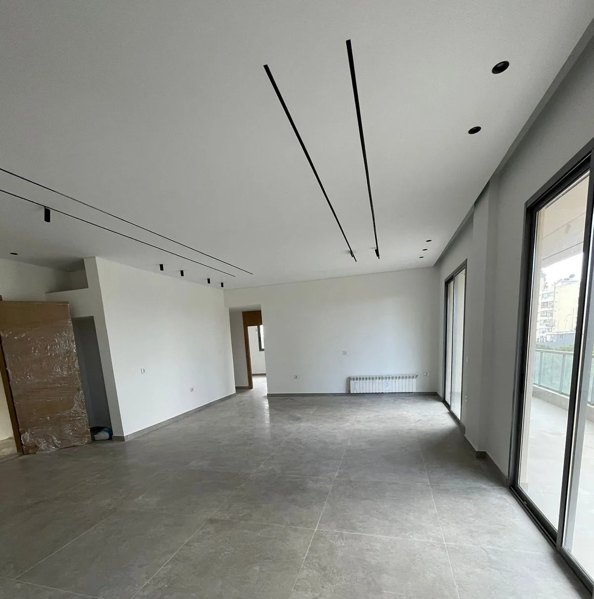 Apartment for Sale or Rent in Horch Tabet — الصورة 2