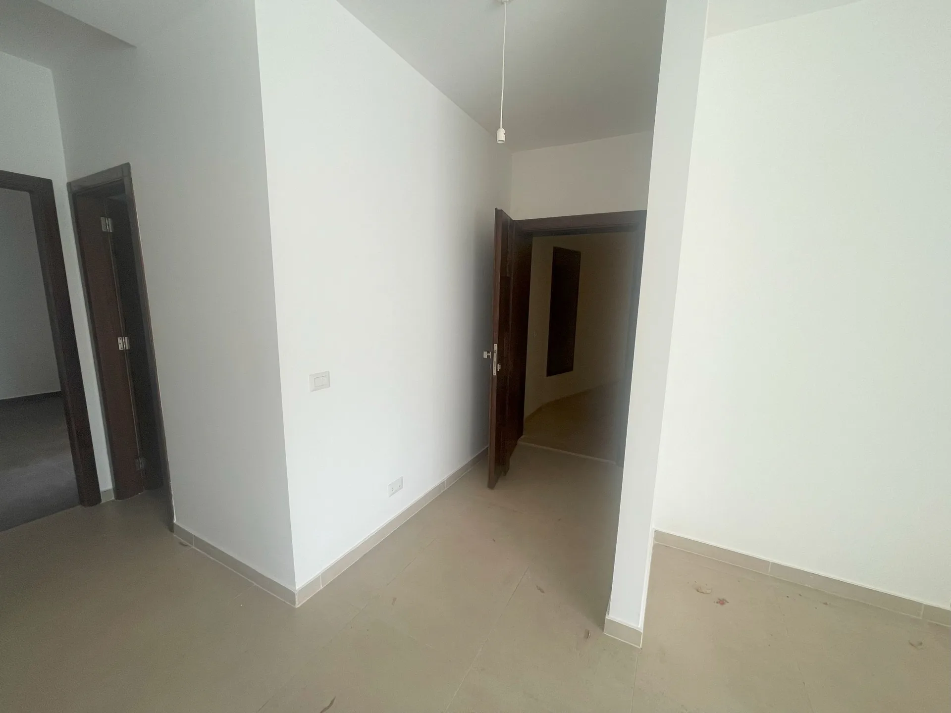 Ground Floor Apartment for Sale – Halate — الصورة 2