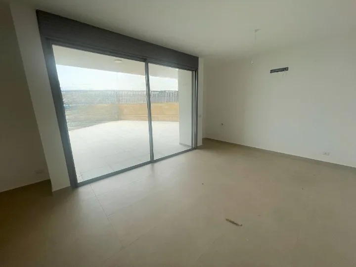Ground Floor Apartment for Sale – Halate — الصورة 4