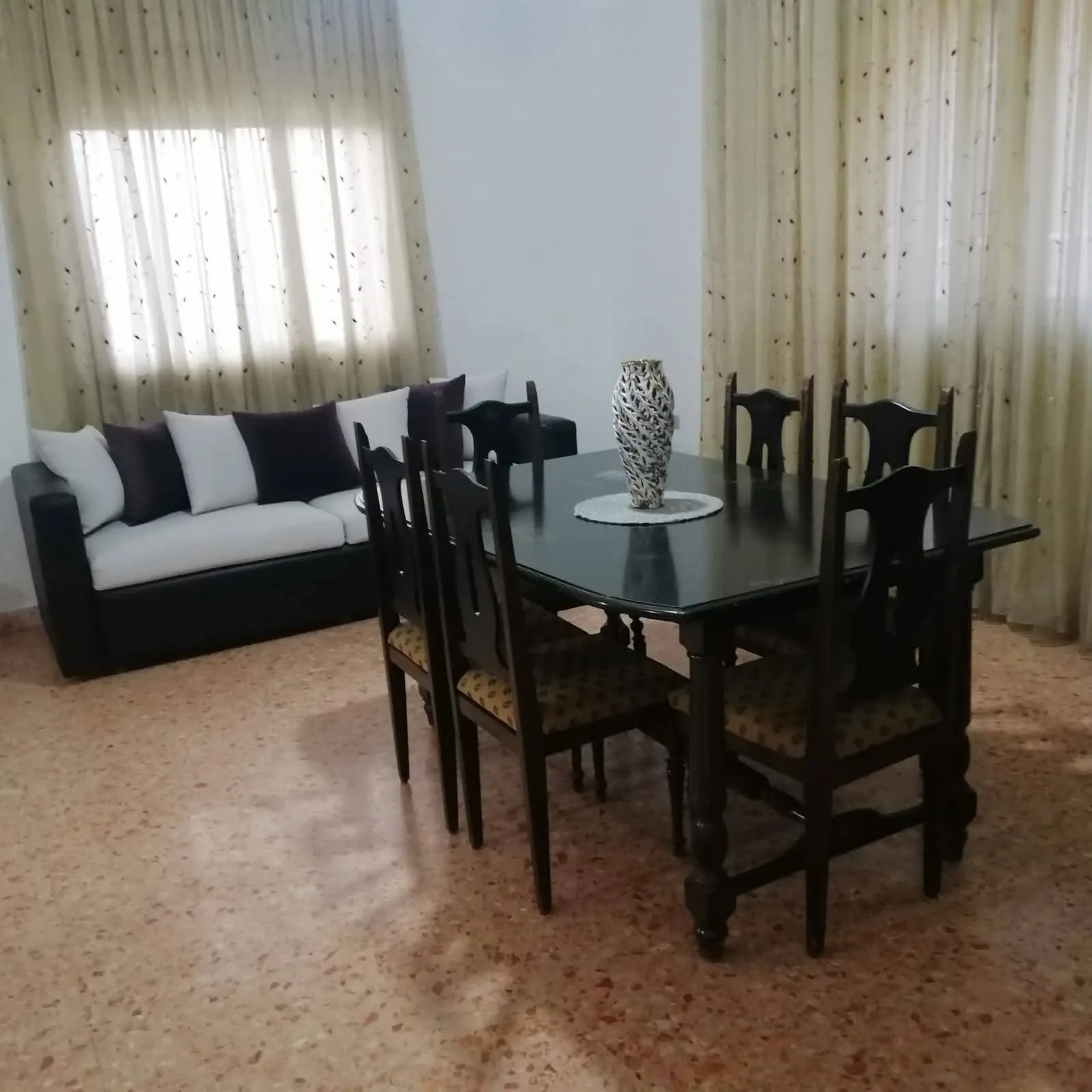 Furnished Apartment for Rent in Jbeil — الصورة 2
