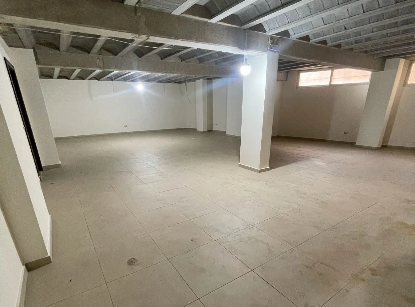Ground Floor Shop for Rent – Adma — الصورة 2