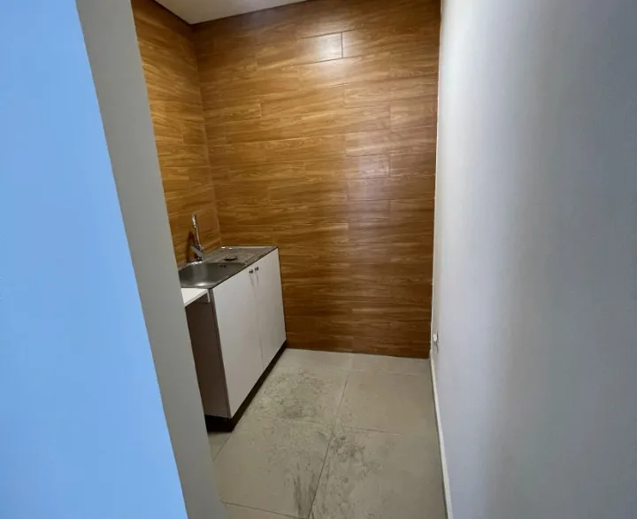 Ground Floor Shop for Rent – Adma — الصورة 5