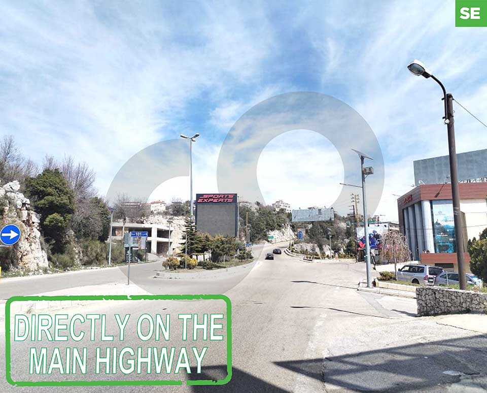 LAND FOR SALE SITUATED ON THE HIGHWAY OF FEITROUN !