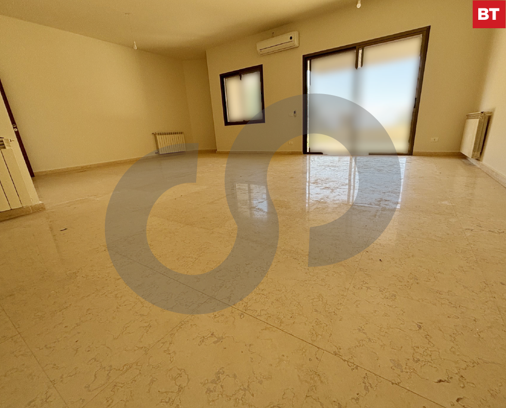 Terrace 180sqm and Sea View / parking spots IN KFARHBAB !