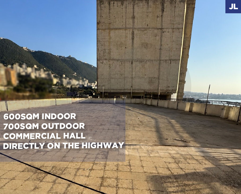 main highway/commercial space/exceptional visibility/HARET SAKHER,KESEROUAN